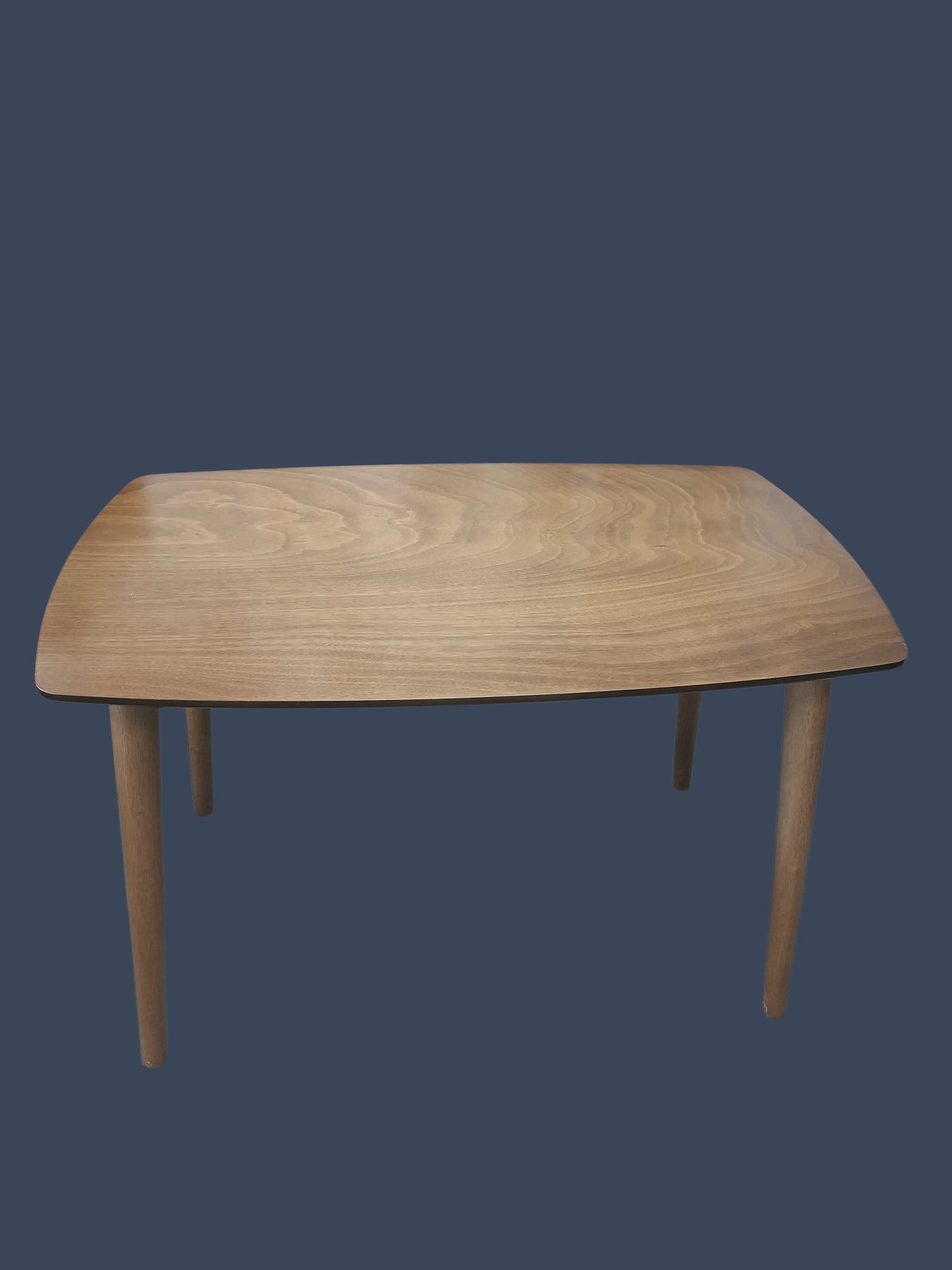 Mid-Century Style Walnut Dinning Table: Mid-Century Style Walnut Dinning Table 30 inches tall 29 1/2 inches wide and 47 inches long in Good condition