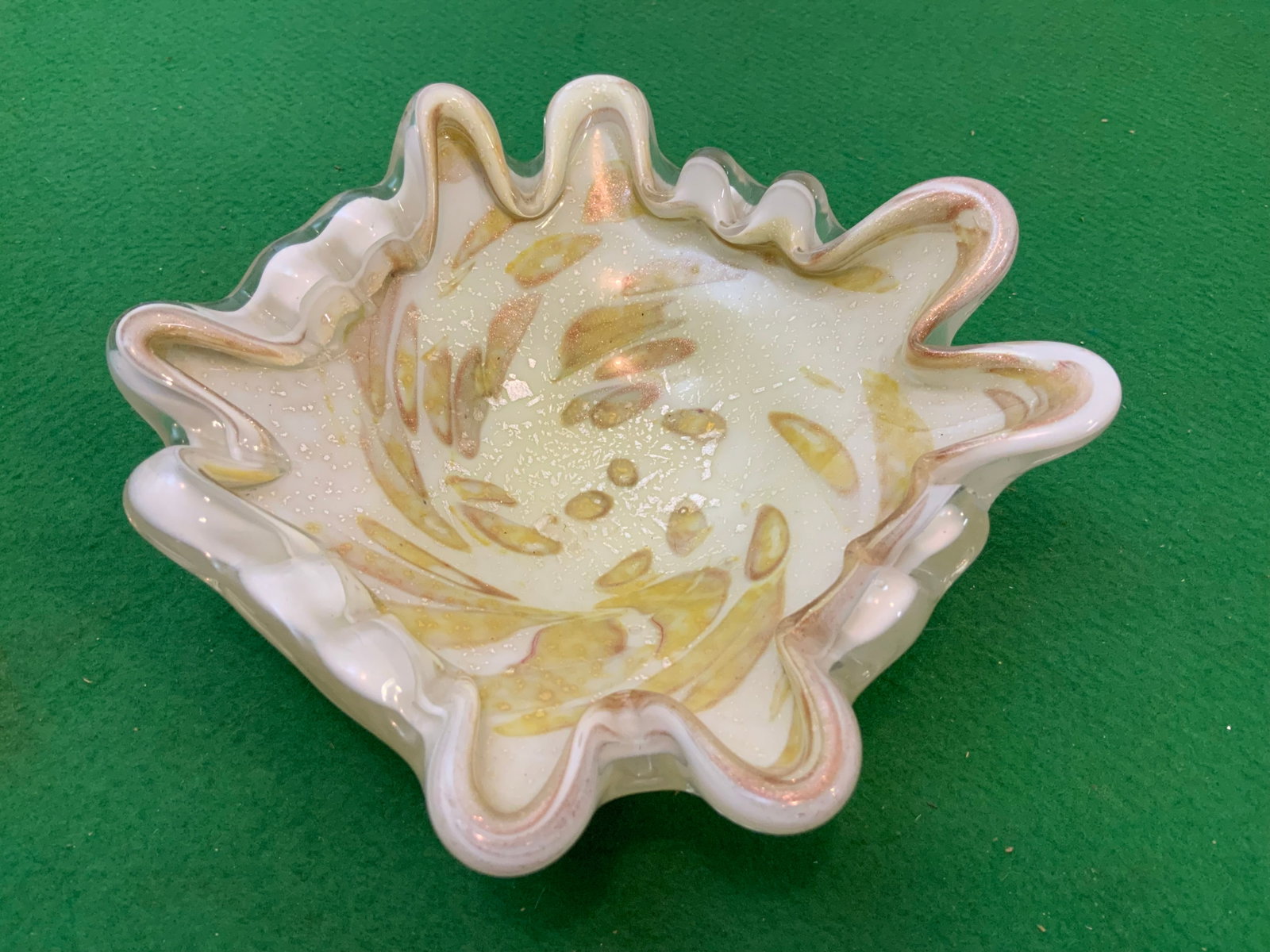 Mid-Century Art Glass Sunburst Form Scalloped Cased Edges (1 of 5)