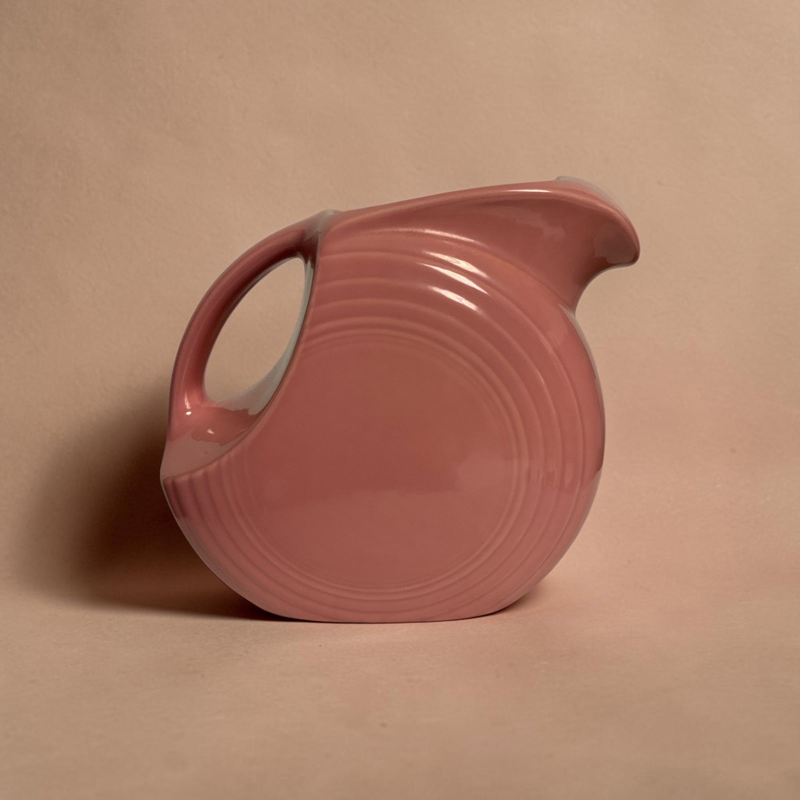Vtg Fiesta Disk Pitcher Pink 7"tall (1 of 5)
