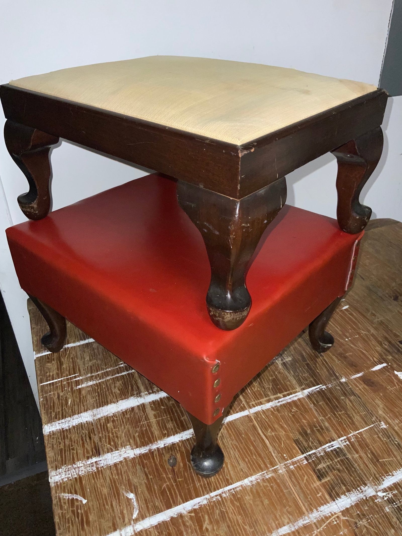(2) Vintage Footstools Queen Anne Style (1 of 8)