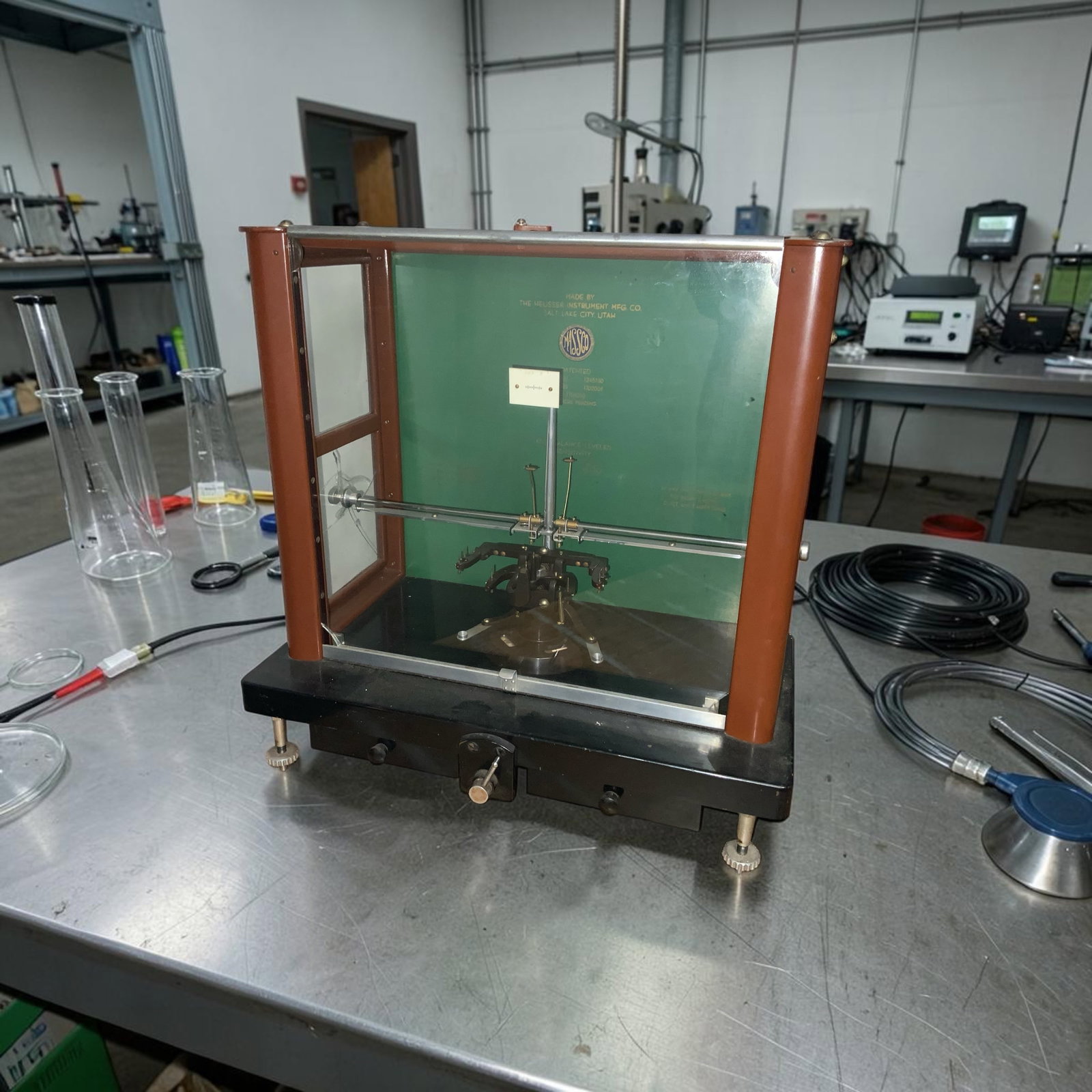 Vintage Analytical Balance Scale Heusser Instrument MFG CO. (1 of 6)