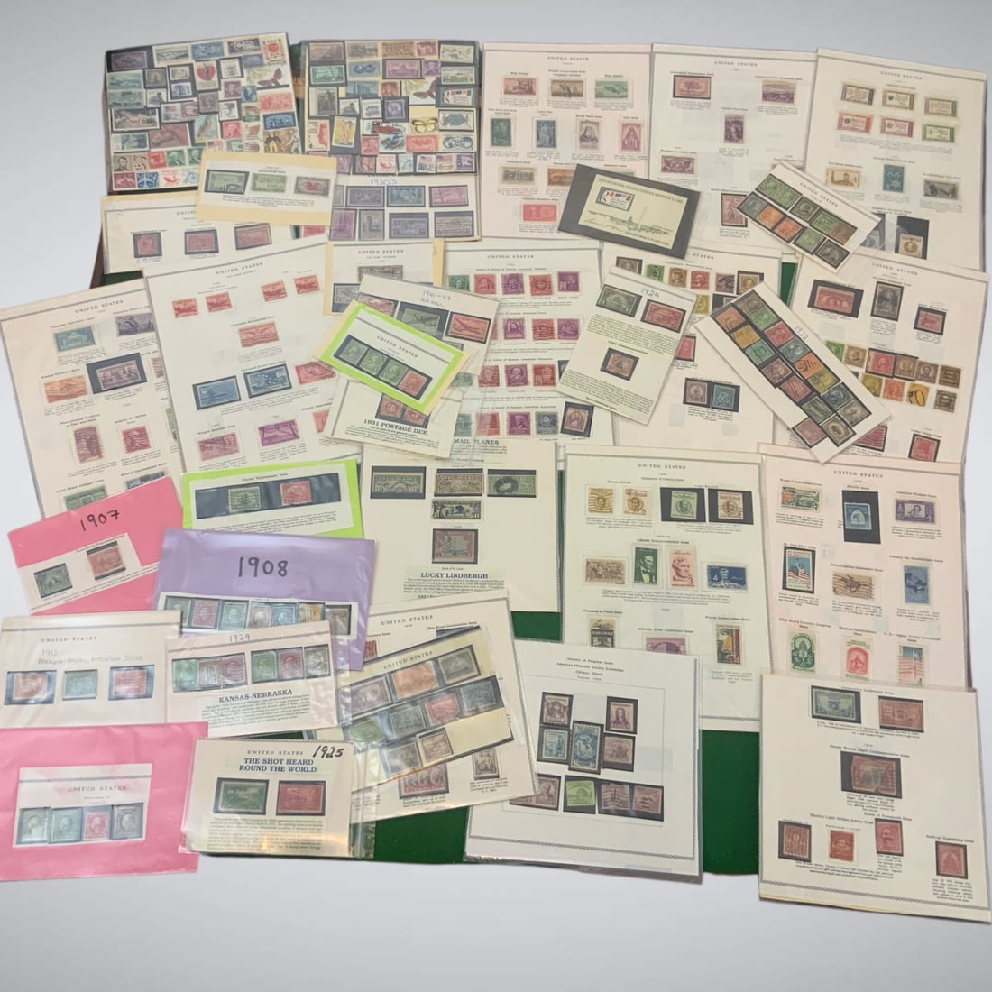 ‘Loose’ 20thCentury Stamps: ‘Loose’ 20thCentury Stamps. Not graded. As taken from the estate. .>>>>>>>>>>>>>>READ—-READ—-READ—-Shipping for this lot is available ONLY THROUGH LIVEAUCTIONEERS/LIVESHIPPING. We advise all