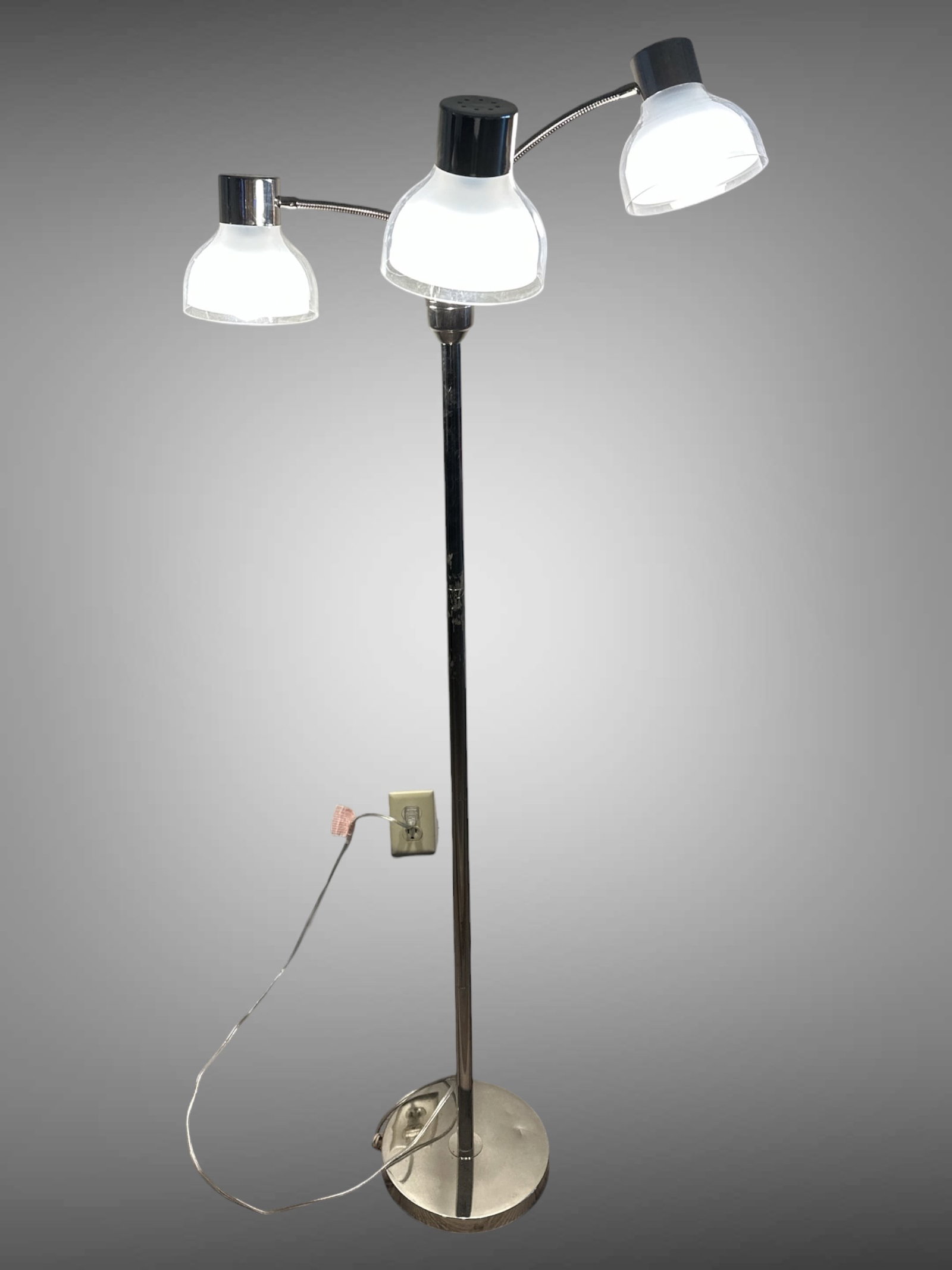 Modern 3 light floor lamp (1 of 4)