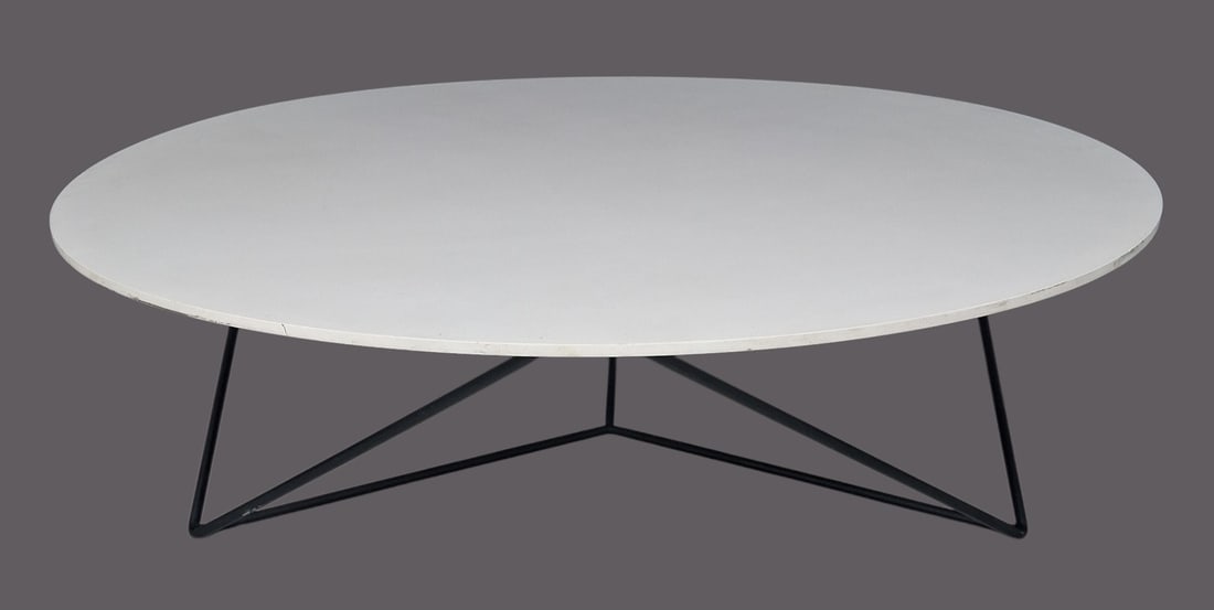 Mid-century style round coffee table by Davis (1 of 3)