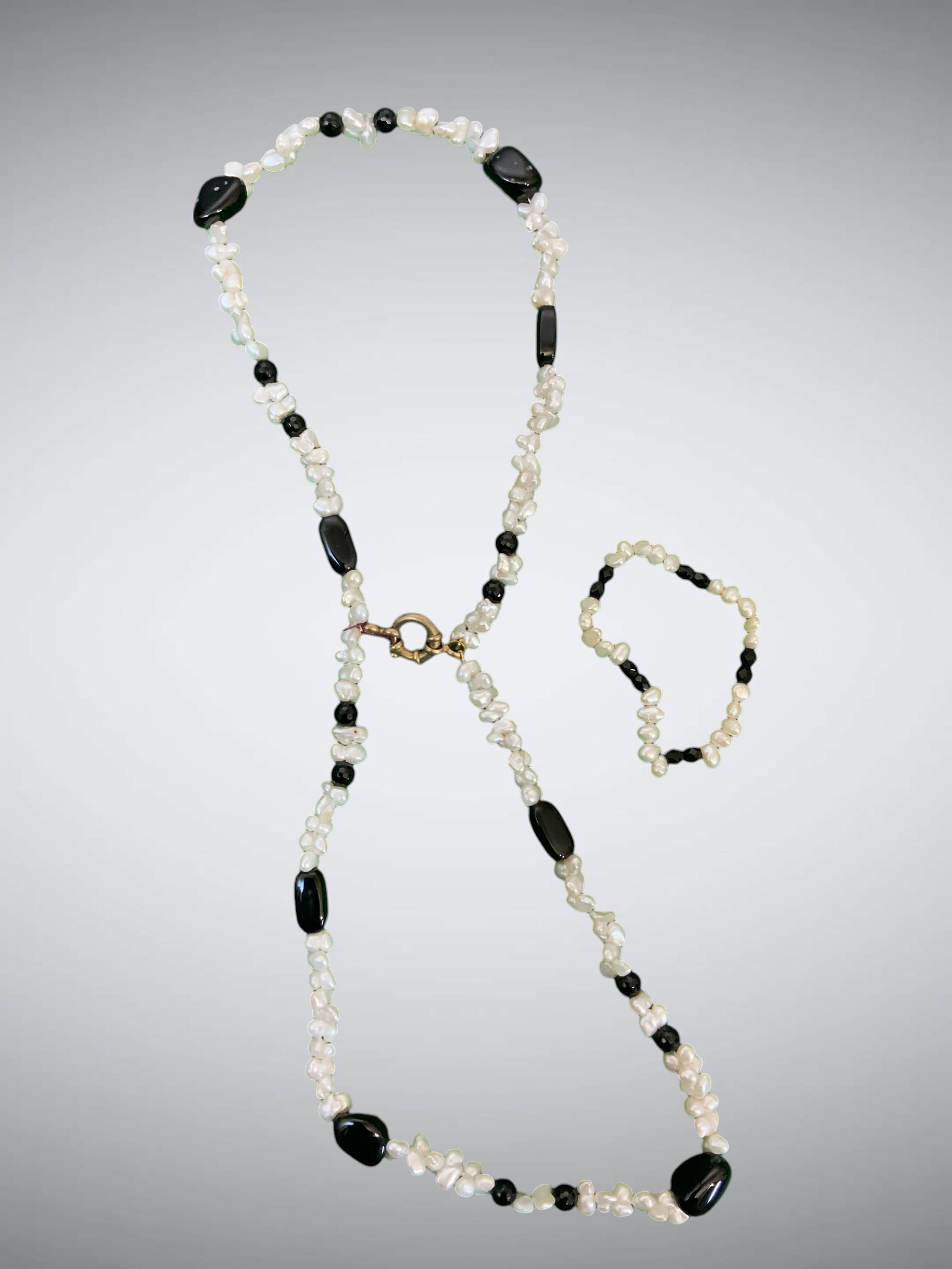 Necklace and Bracelet Pairing (1 of 5)