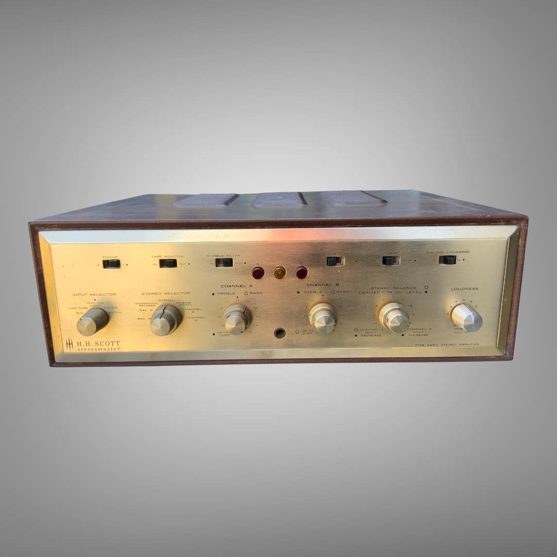 H. H. Scott Stereomaster Type 299-C Stereo Amplifier (1 of 3)