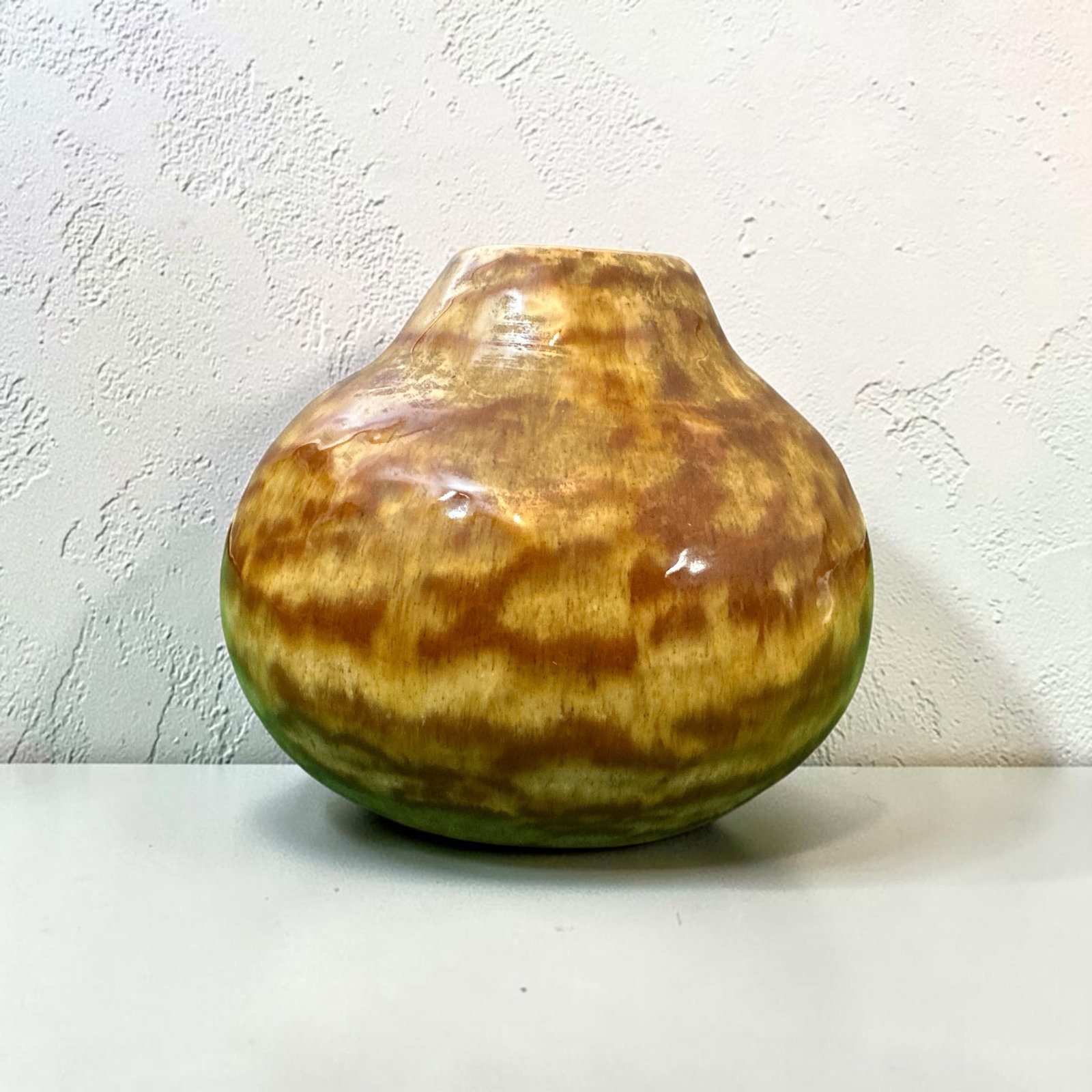 Artisan Onion-shape Pottery Vase Brown / Beige Drip Glaze (1 of 5)