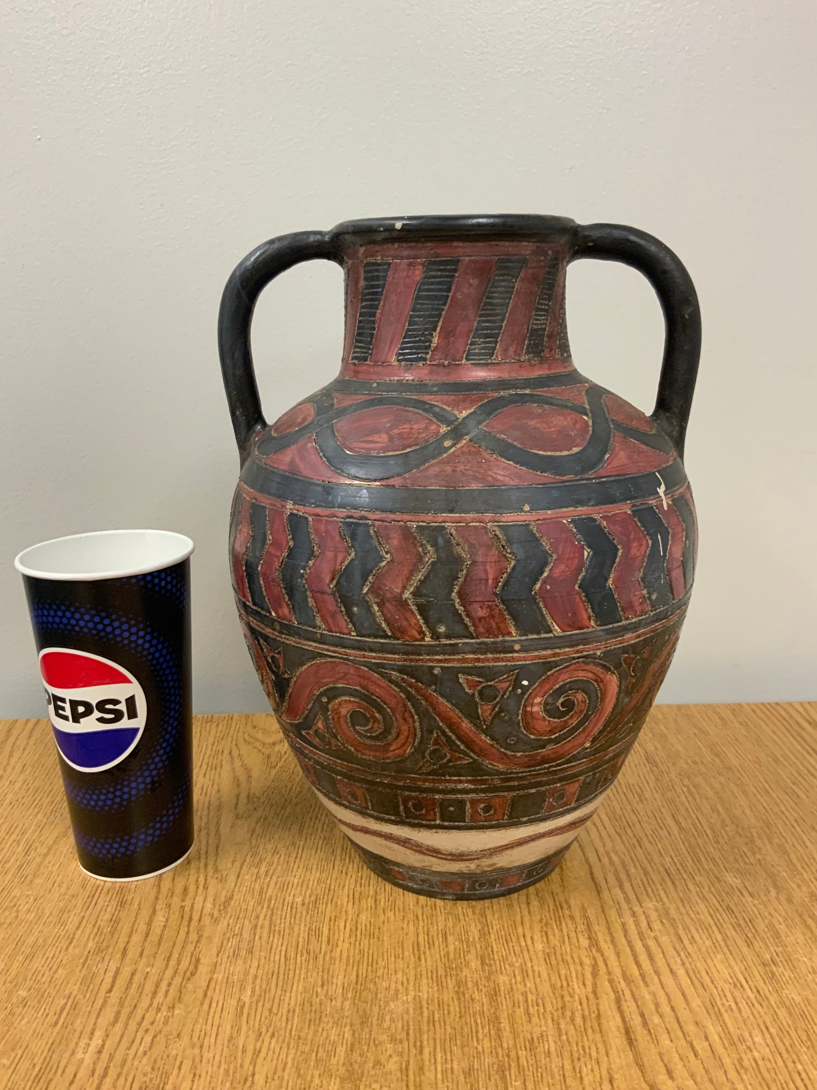 Italian Dual-Handle Amphora-type Pottery Vase: Italian Dual-Handle Amphora-type Pottery Vase. 12" tall, 9 1/2" diameter. .>>>>>>>>>>>>>>READ—-READ—-READ—-Shipping for this lot is available ONLY THROUGH LIVEAUCTIONEERS/LIVESHIPPING. We advise
