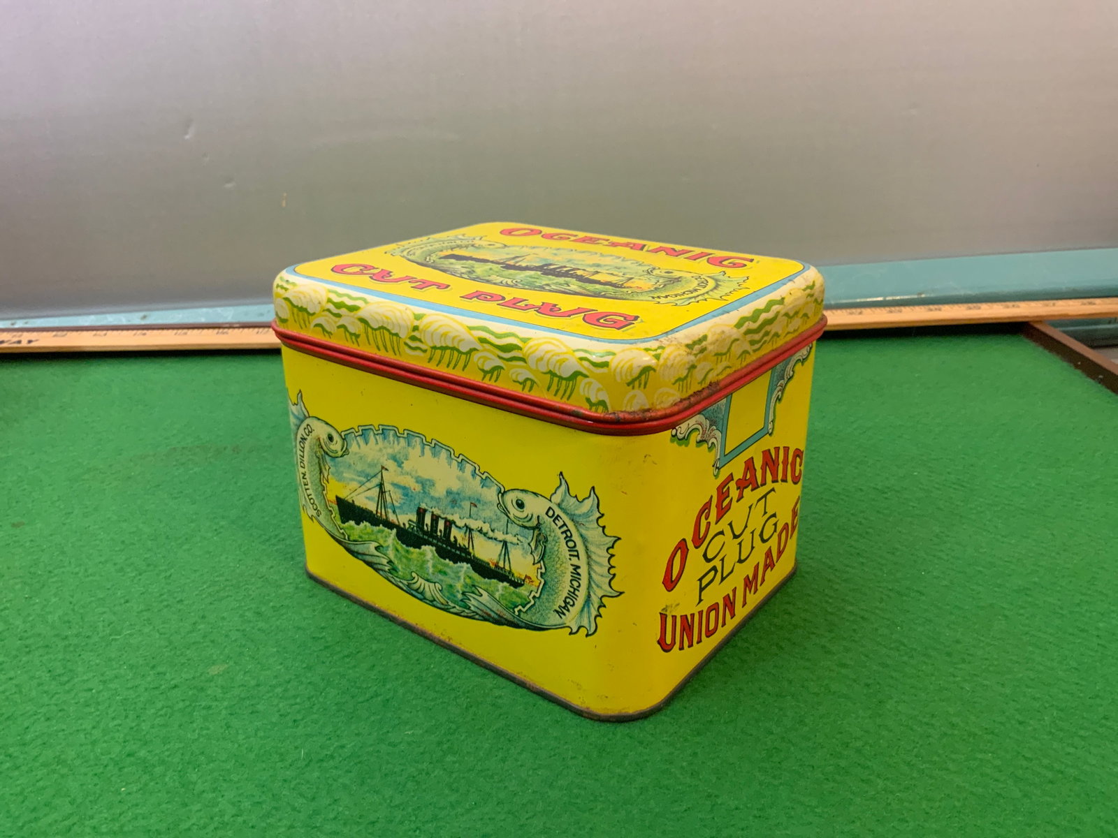 Vtg Tin: OCEANIC CUT PLUG Tobacco (1 of 6)