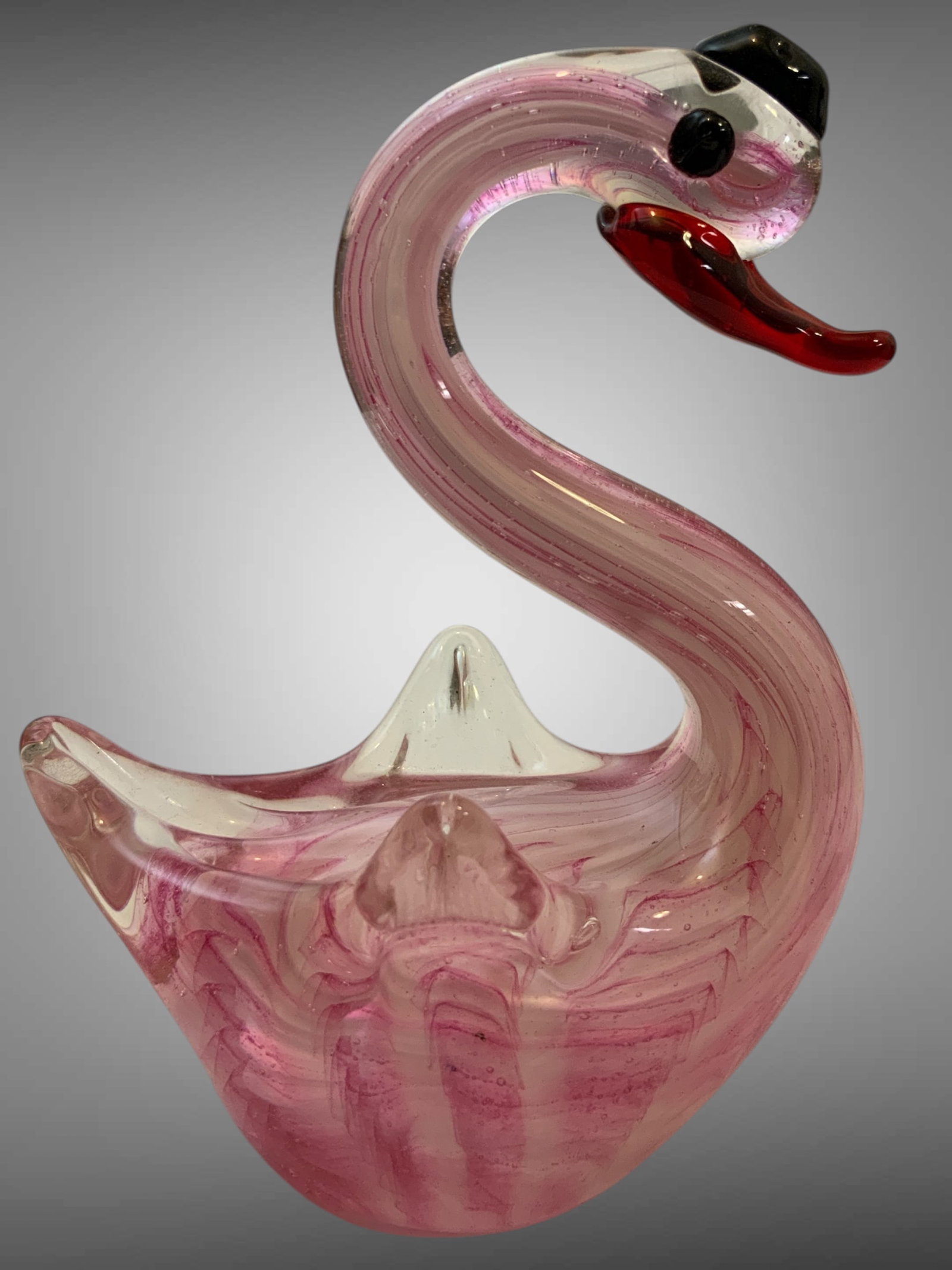Murano-style Cased Art Glass Swan Sculpture / Paperweight: Murano-style Cased Art Glass Swan Sculpture / Paperweight. 6 3/4" tall. .>>>>>>>>>>>>>>READ—-READ—-READ—-Shipping for this lot is available ONLY THROUGH LIVEAUCTIONEERS/LIVESHIPPING. We advise a