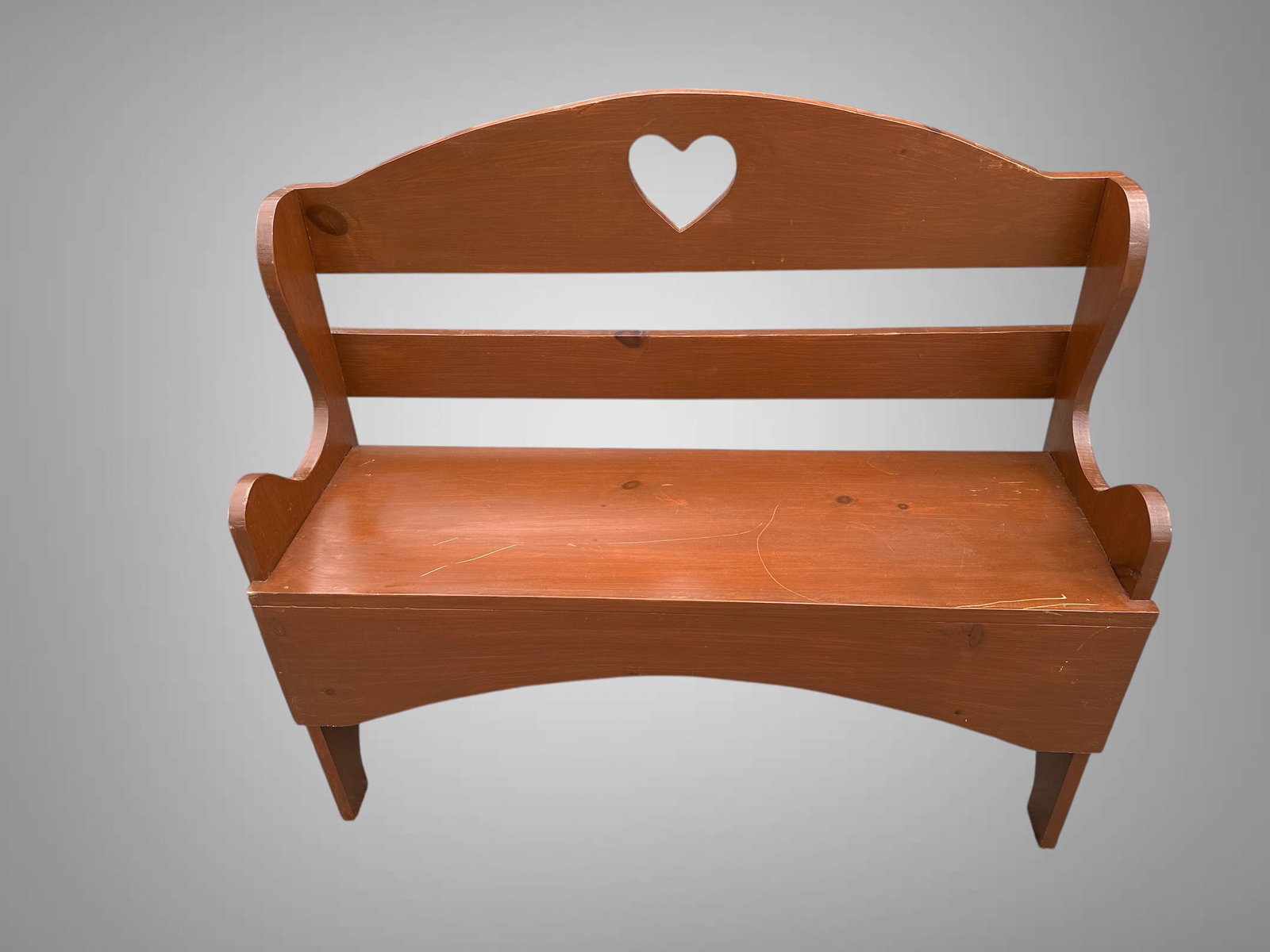 Pine Entryway Bench w/ Heart Cutout (1 of 4)