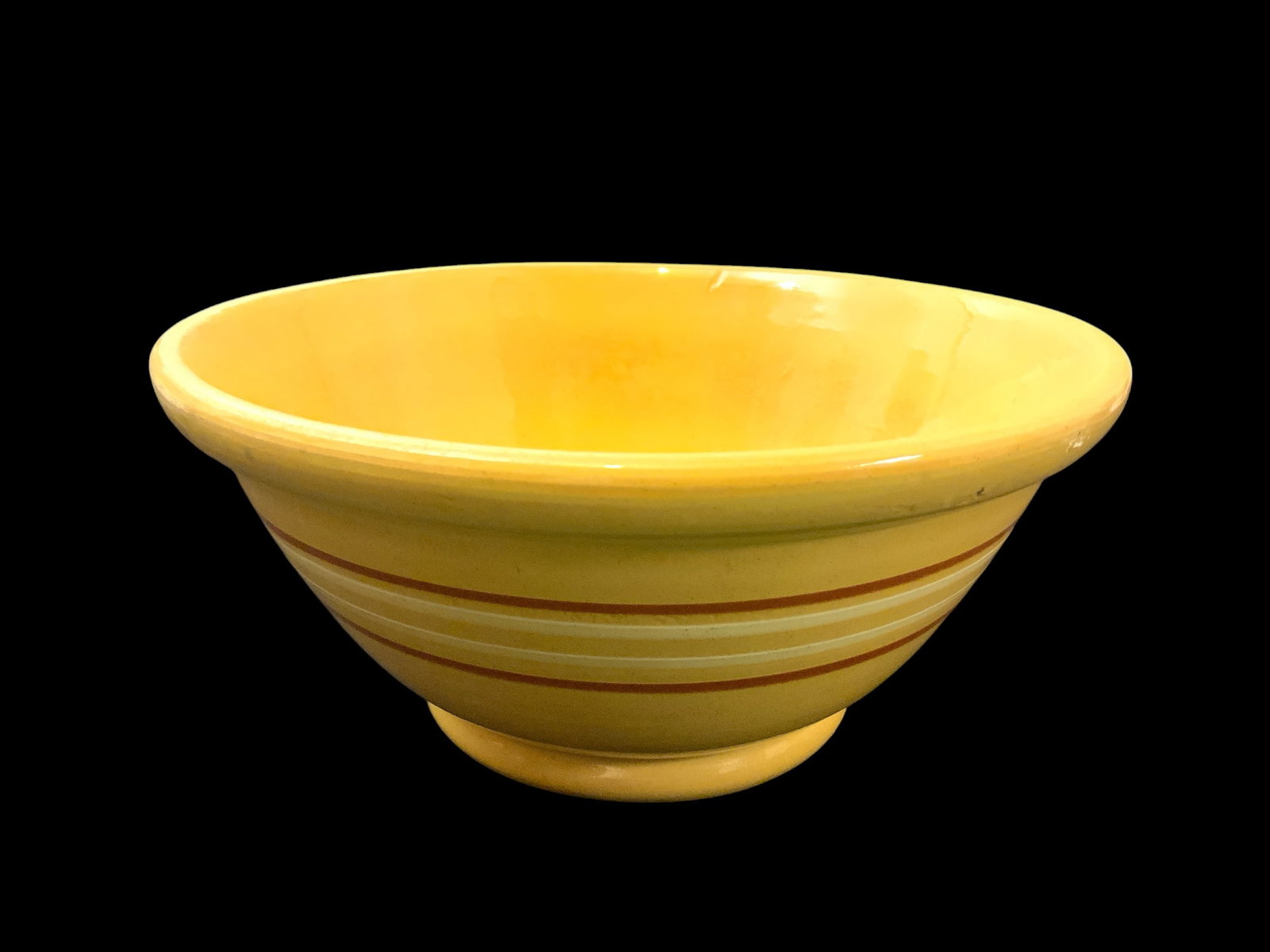 Vintage Yellow Ware Mixing Bowl 11 3/4" (1 of 4)