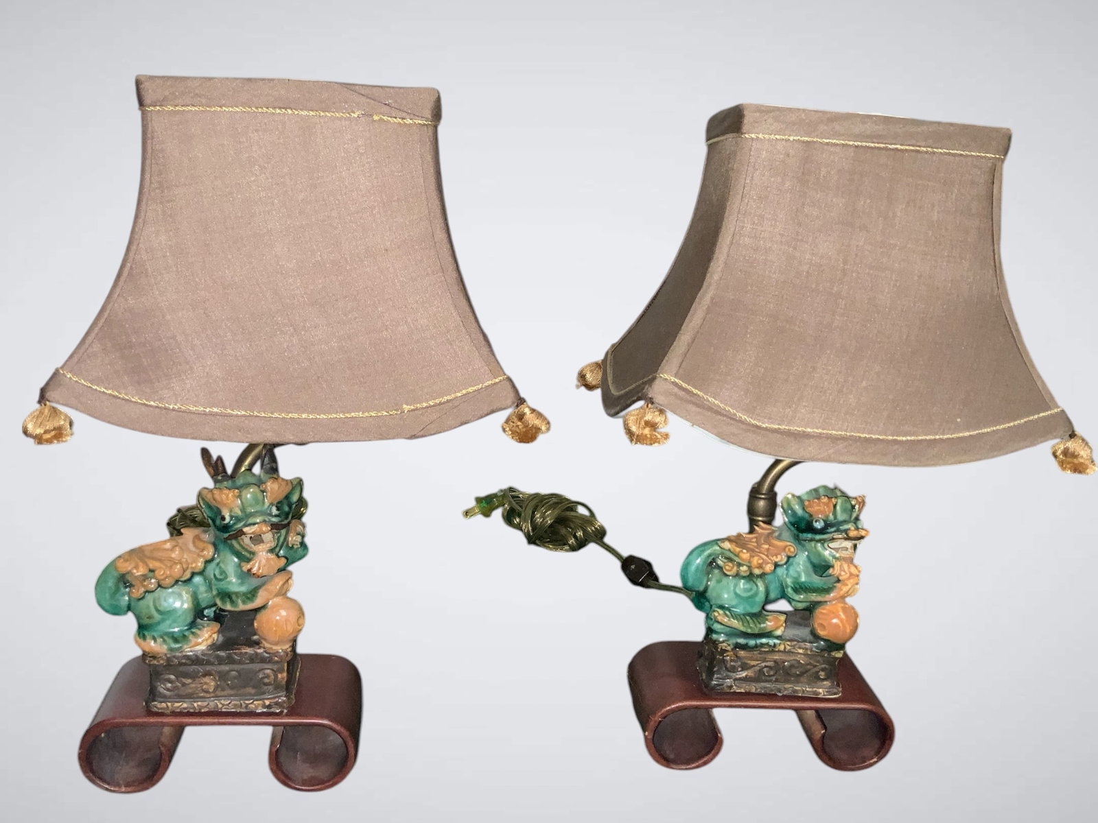Pair Foo Dog Table Lamps: Pair Foo Dog Table Lamps. Minor damage not readily noticeable-missing tooth, missing horn, flea bite on a nose. 2 3/4" x 5" x 9" tall - Shade is 6" x 6" x 8 1/2"..>>>>>>>>>>>>>>READ—-READ—-READ—