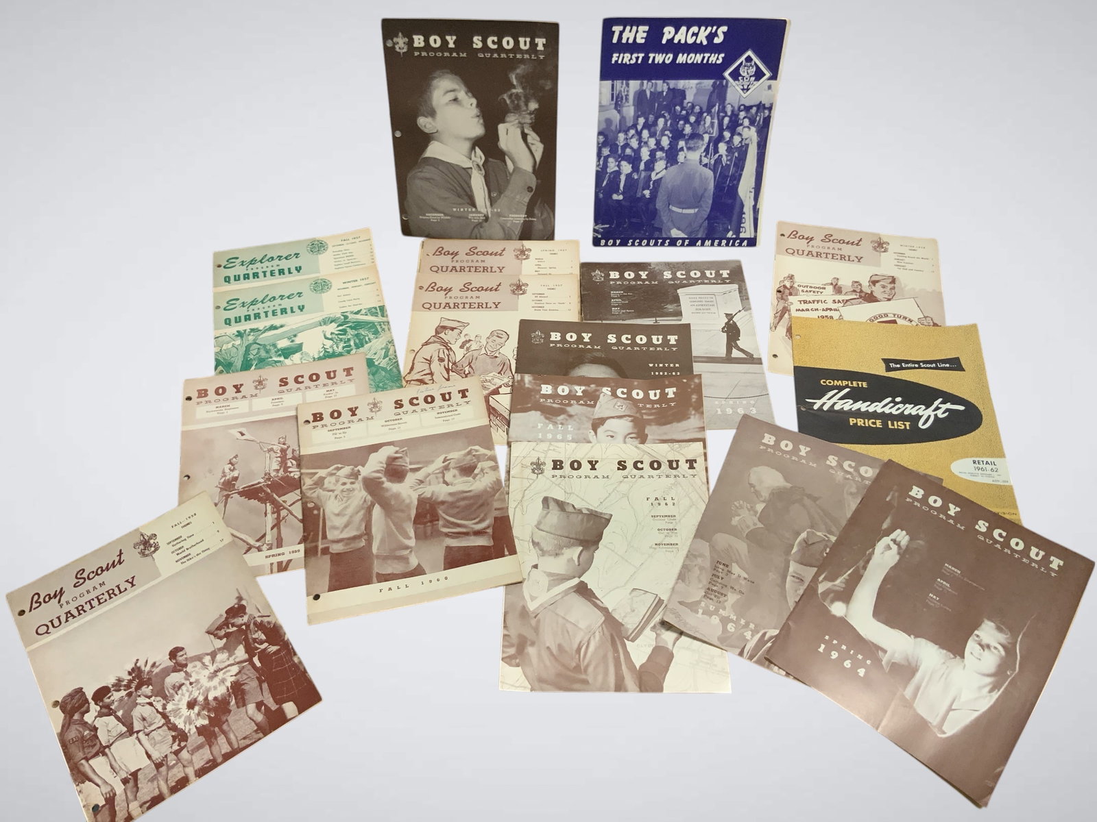 Ephemera: Vintage Boy Scout / Cub Scout Program Helps & Publications (1 of 4)