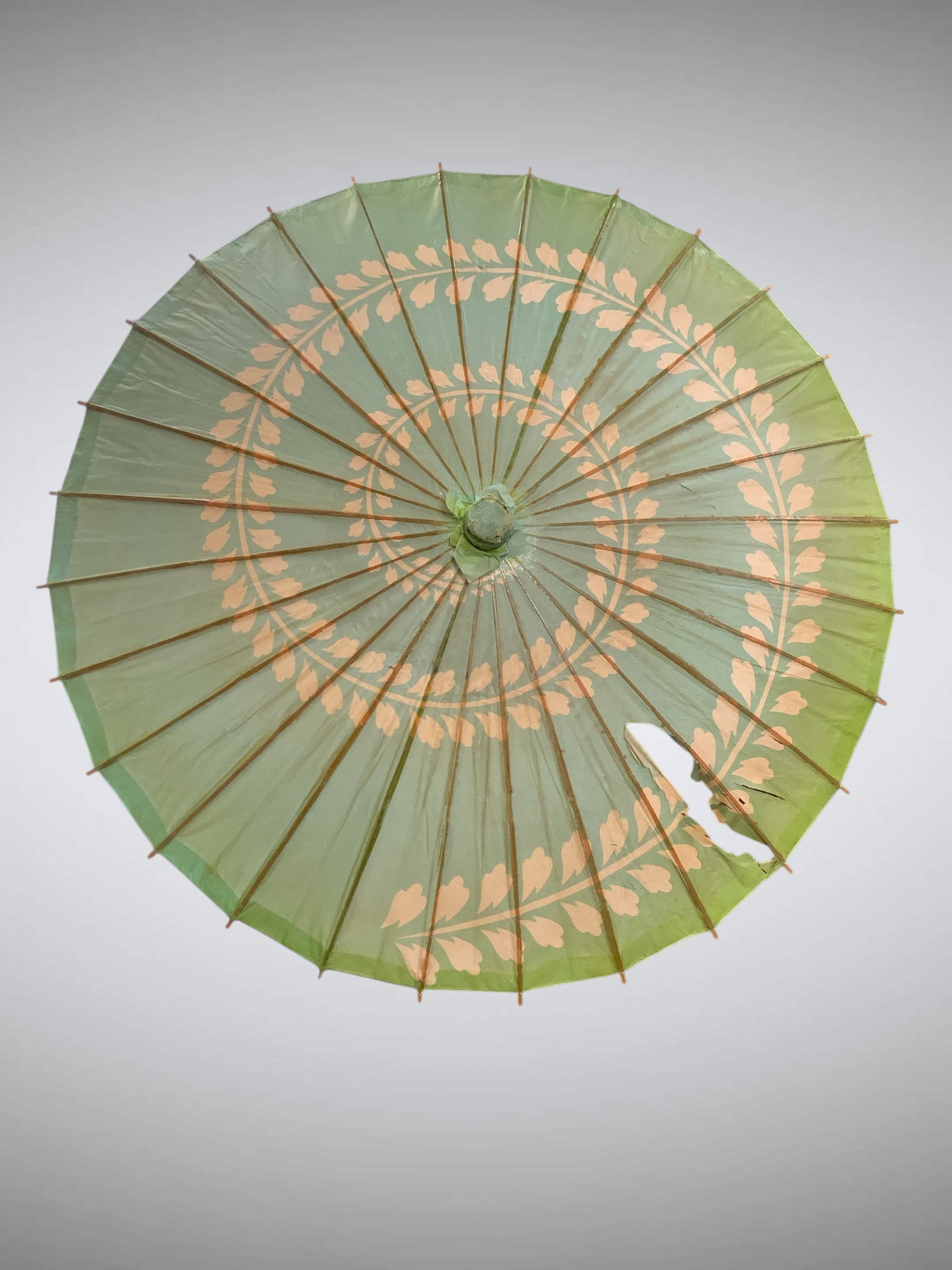 Vintage Asian Parasol / Umbrella Bamboo and Paper (1 of 3)