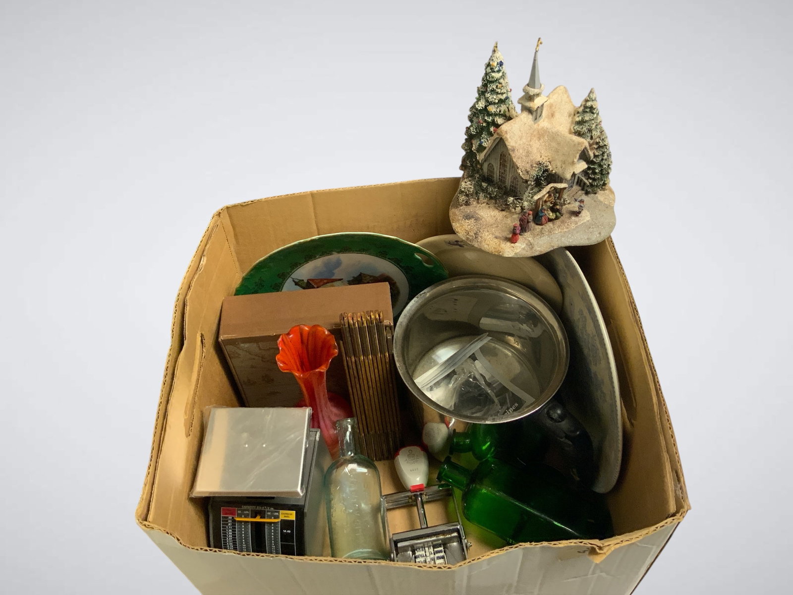 Box: Home Decor - Accessories - etc. (1 of 2)