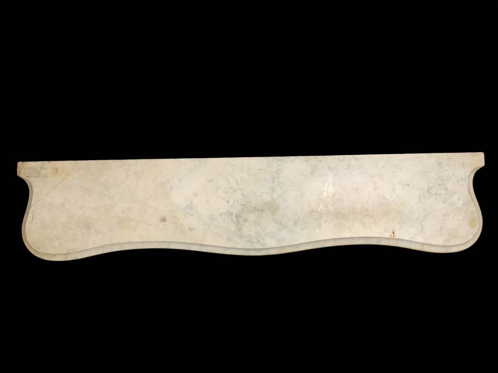 White Marble Mantel: White Marble Mantel. Line near the end looks more like a scratch than a crack in person. 44 3/4" long, 9 1/2" wide, 1 3/8"thick. .>>>>>>>>>>>>>>READ----READ----READ----Shipping for this lot is availab