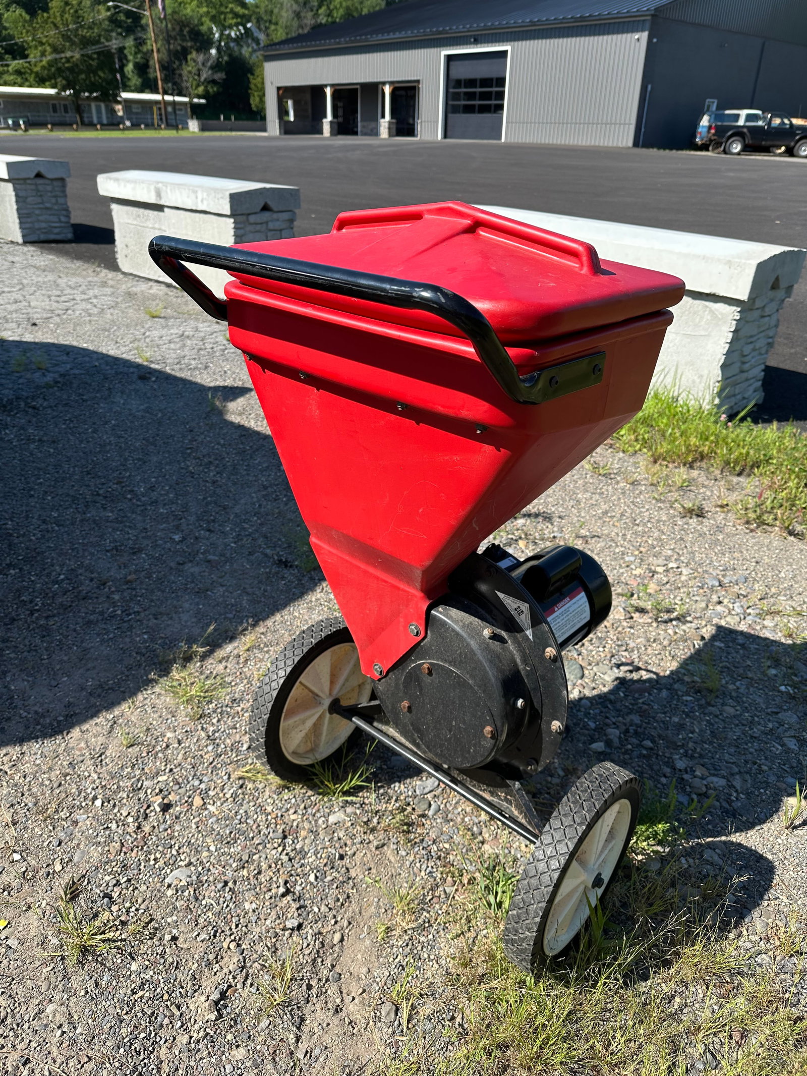 Electric Bio-cycles Chipper / Shredder - 4