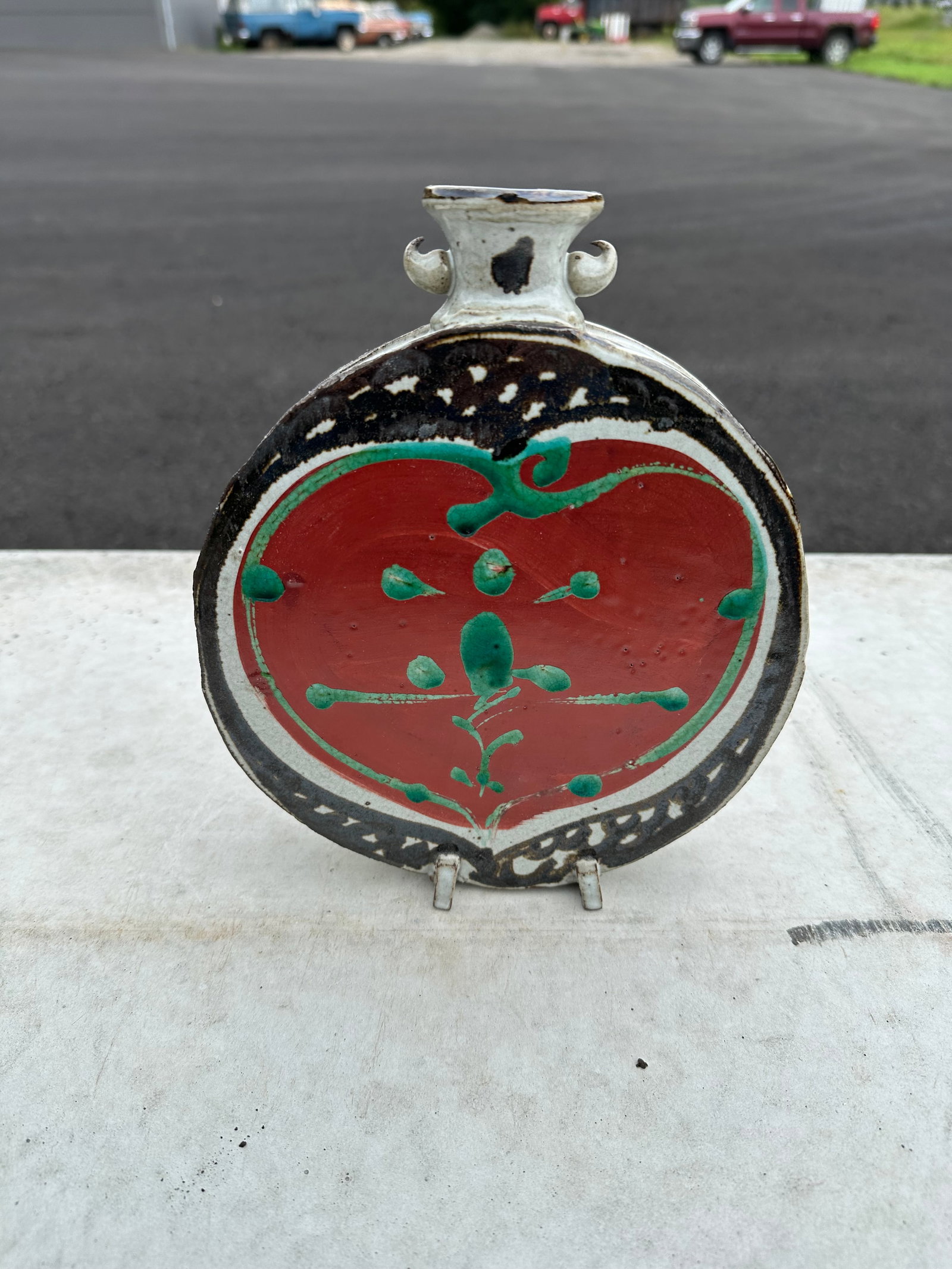 Hand painted Pottery Flat Flask Heart-shape Decor with Abstract Detail (1 of 6)