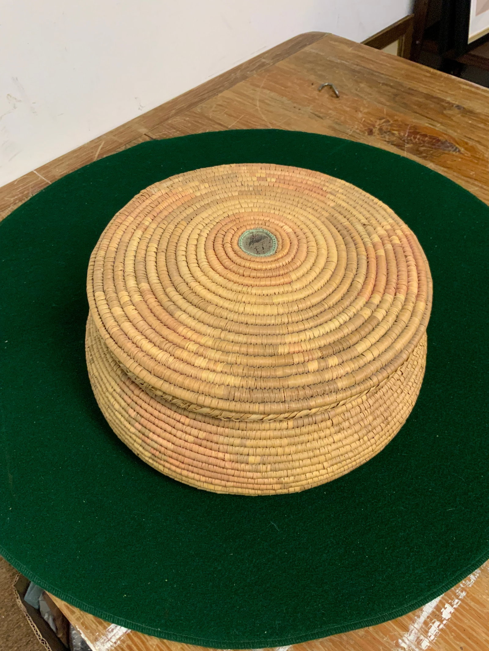Concentric Coil Natural Fiber Lidded Basket - Possible Indigenous Origin (1 of 7)