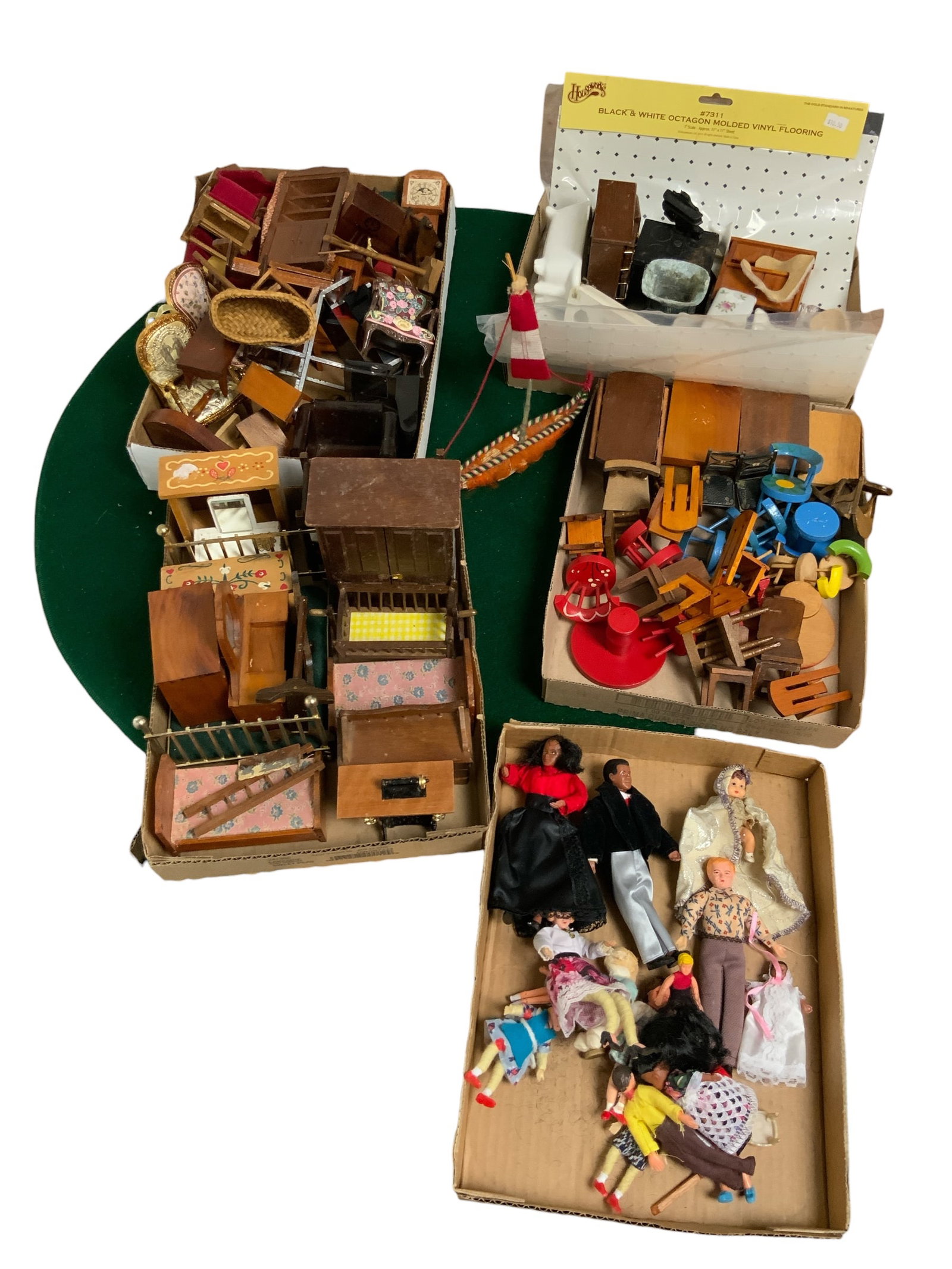 Vintage 'Whole House' Dollhouse Furnishings: Vintage 'Whole House' Dollhouse Furnishings. Porcelain, Wood, Plastic. Each tray measures 9" x 12". .>>>>>>>>>>>>>>READ—-READ—-READ—-Shipping for this lot is available ONLY THROUGH LIVEAUCTIONEE