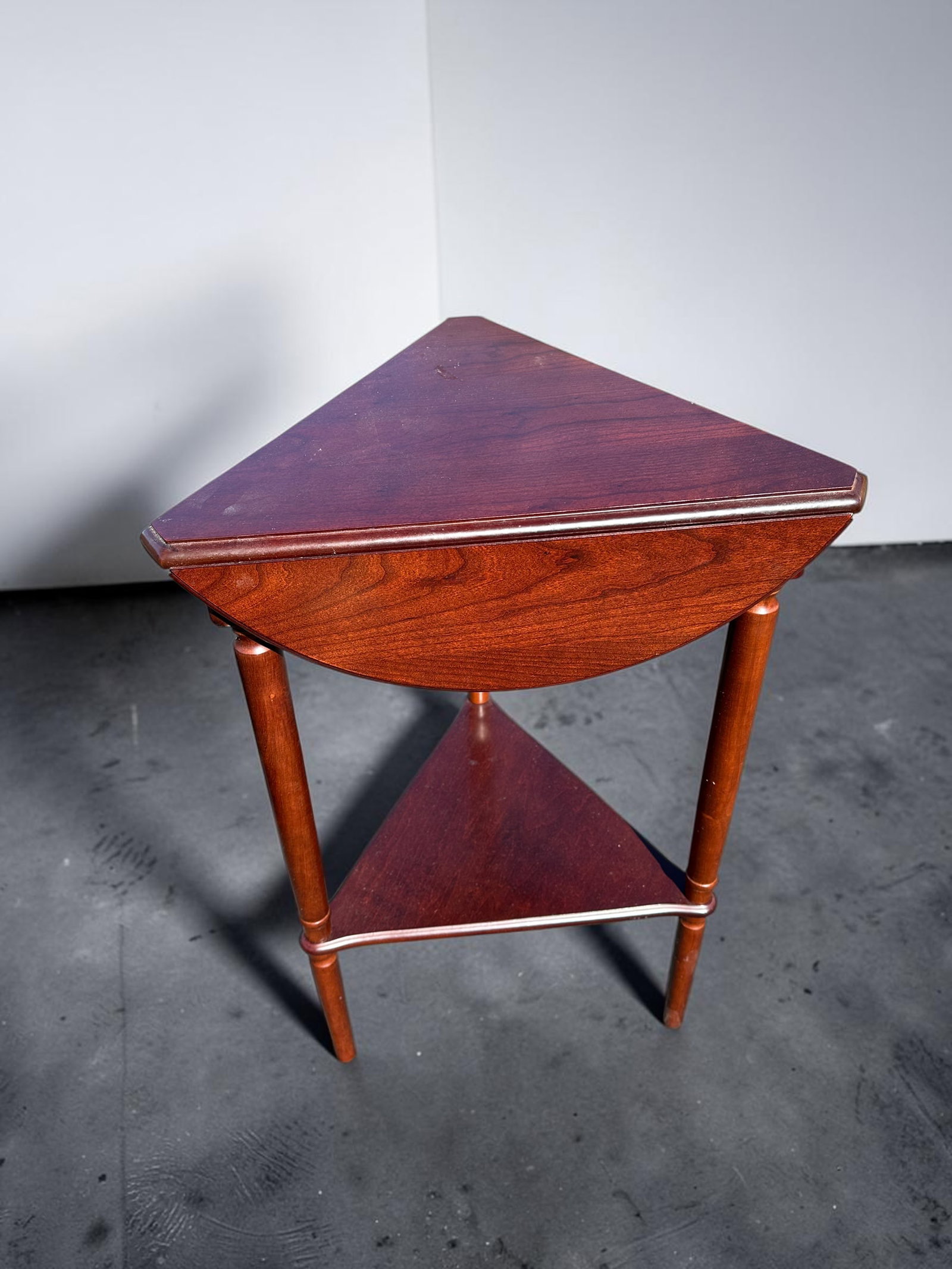 Vintage Round Triangular Drop-leaf Design ACCENT TABLE - 2