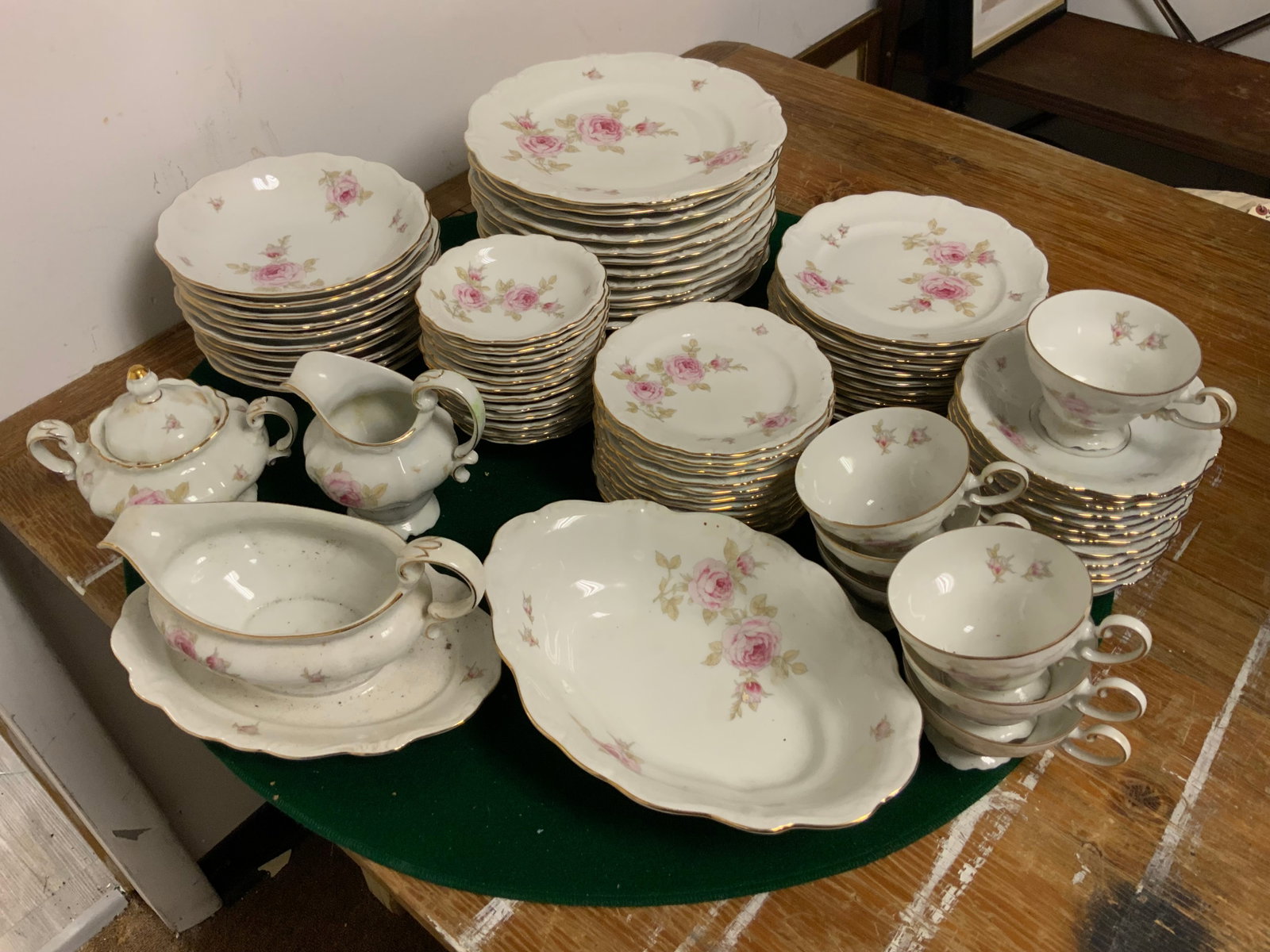Johann Haviland China 80+pcs Bavaria Germany Michelene (1 of 5)