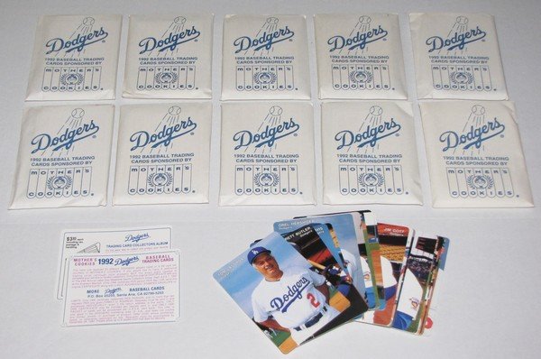 10pk 1992 Mother's Day Cookies Dodgers Team Set: 10pk 1992 Mother's Day Cookies Dodgers Team Commerative 20 Card Set - All cards are in the same condition as when they came out, most would be considered NRMT-MT. 20 cards per pack.