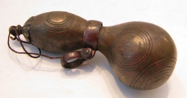 19thC Japanese Brass Gourd Netsuke