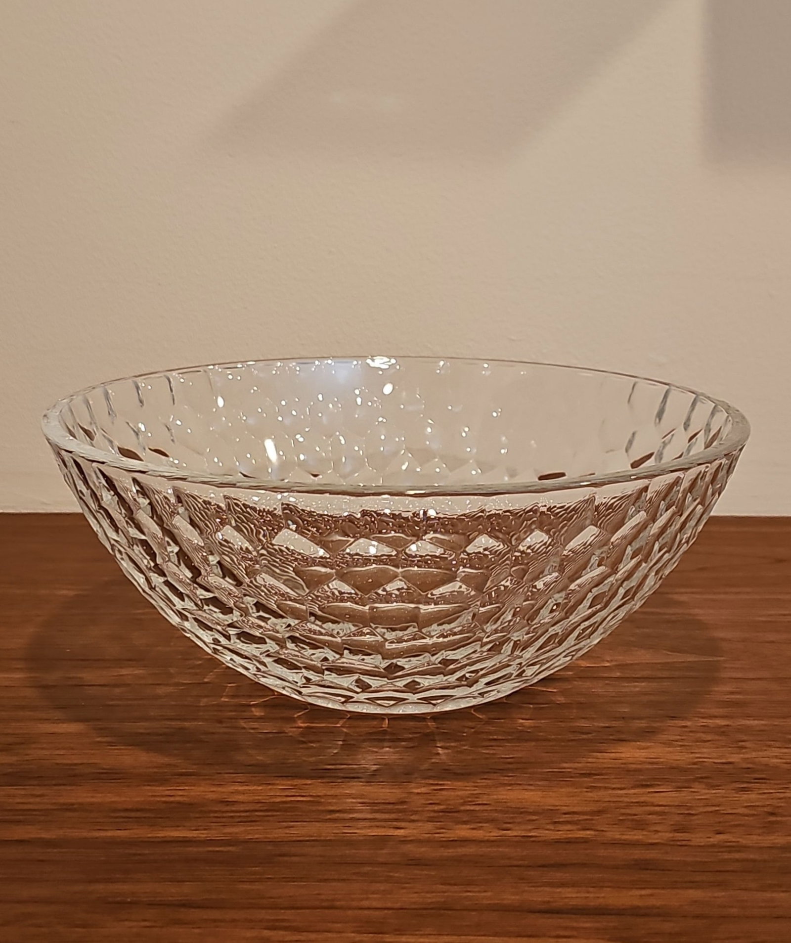 Tiffany & Co Glass Bowl Signed 10"D X 4"H: Tiffany & Co Glass Bowl Signed 10"D X 4"HBY BIDDING ON ANY ITEM, ALL BIDDERS ARE ENTERING INTO A CONTRACT AND AGREE TO ABIDE BY AND ACCEPT THESE TERMS OF SALE. PLEASE READ THE TERMS AND CONDITIONS CAR