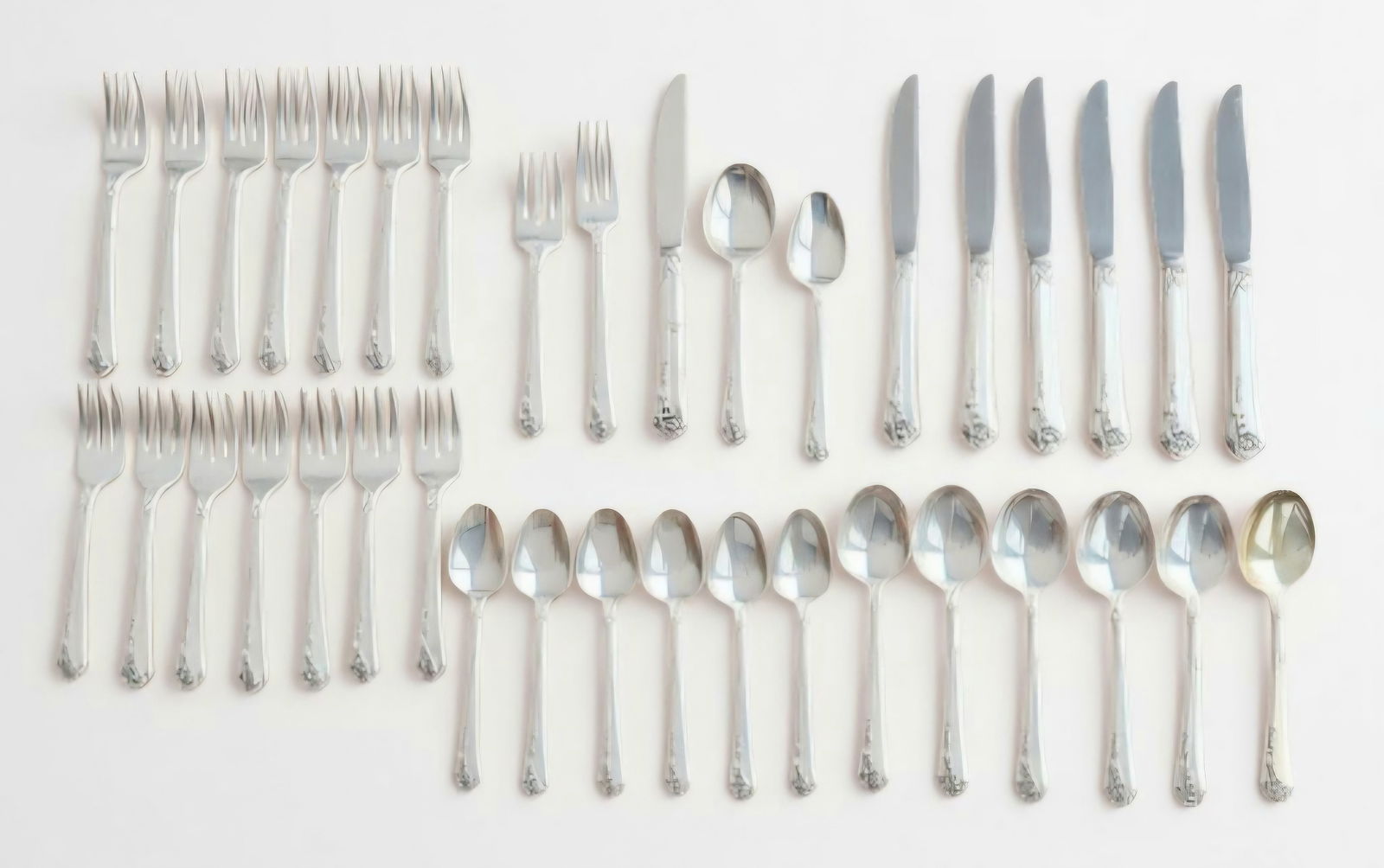 Heirloom Sterling Silver Damask Rose Flatware 39pcs Total Weight 1702gr (1 of 6)