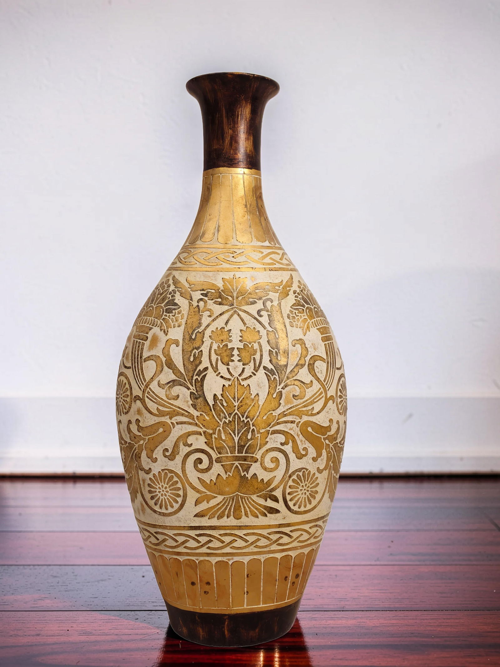 Antique Style Ceramic Persian Decorative Vase 28" H: Antique Style Ceramic Persian Decorative Vase 28" H BY REGISTERING FOR THIS SALE AND BIDDING ON ANY ITEM, ALL BIDDERS ARE ENTERING INTO A CONTRACT AND AGREE TO ABIDE BY AND ACCEPT THESE TERMS OF SALE.