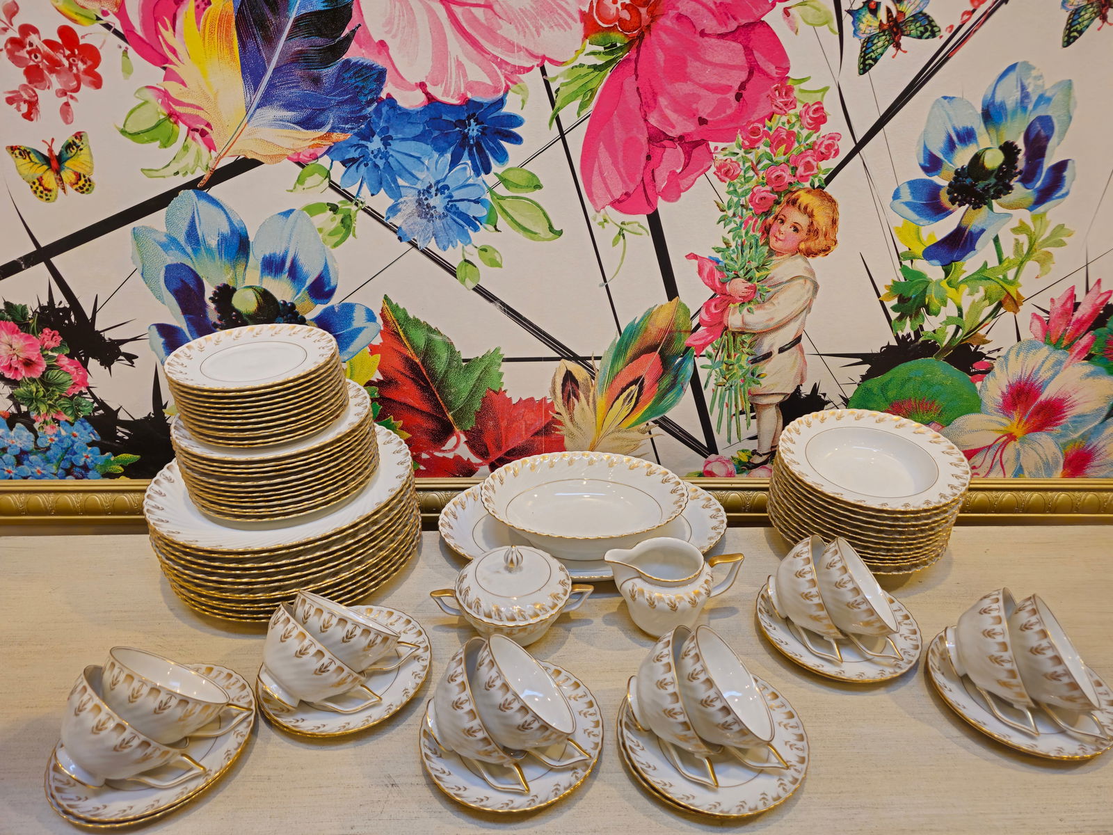 Vintage 1970s German Royal Tettau 1794 China Set Of 76 Pieces (1 of 12)