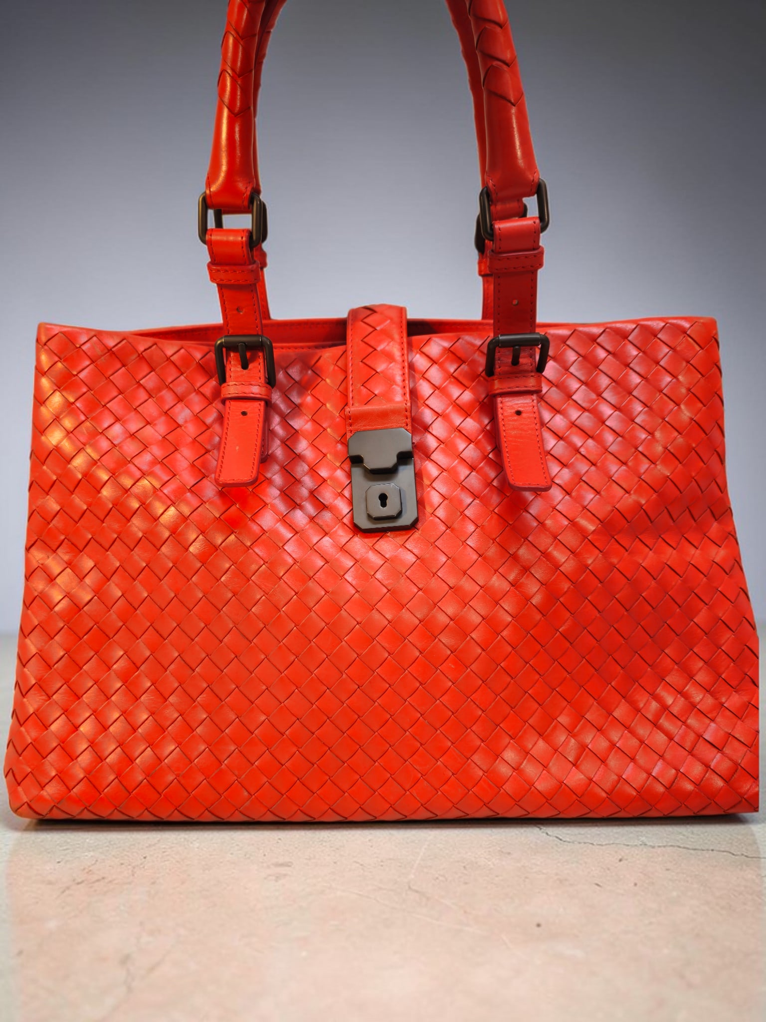 Bottega Veneta Intrecciato Roma Tote Bag (1 of 19)
