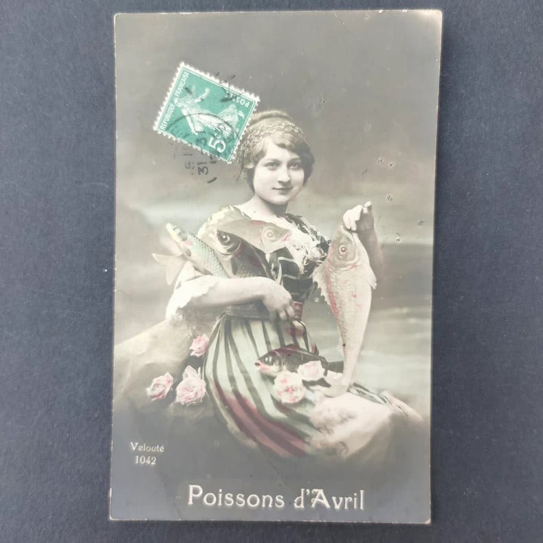 April Fools' Day theme of "April Fish" in the late 19th century: Size:/. Condition: Good used condition. Provenance: From Philadelphia PA estate. In house shipping is available for this item. All the items AS IS, please join the auction preview for the condition De