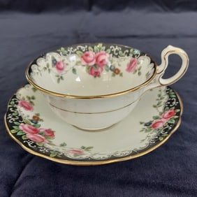 Vintage Aynsley teacup & saucer