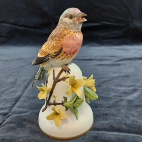 Franklin Mint 'The Linnet' Ceramic Bell
