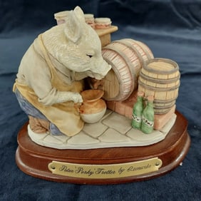 Boxed Peter 'Porky' Trotter Little Nook Village Ornament