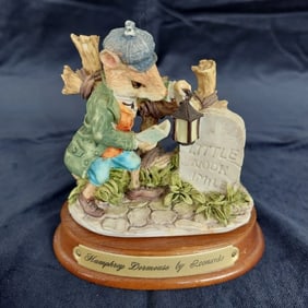 Boxed Humphrey Dormouse Little Nook Village