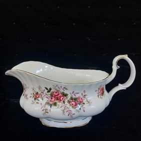 Royal Albert Lavender Rose Gravy Jug