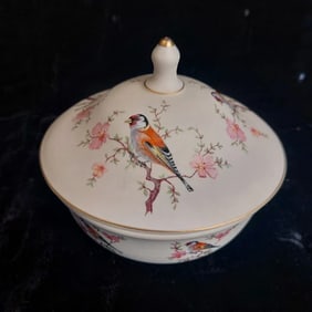 Porcelanas Ibis Aveiro Trinket Box with lid