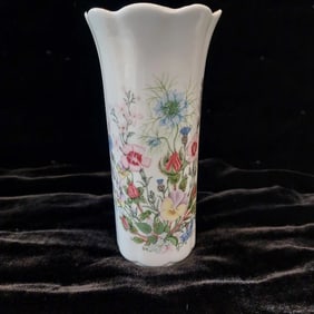 Aynsley Wild Tudor Small Vase