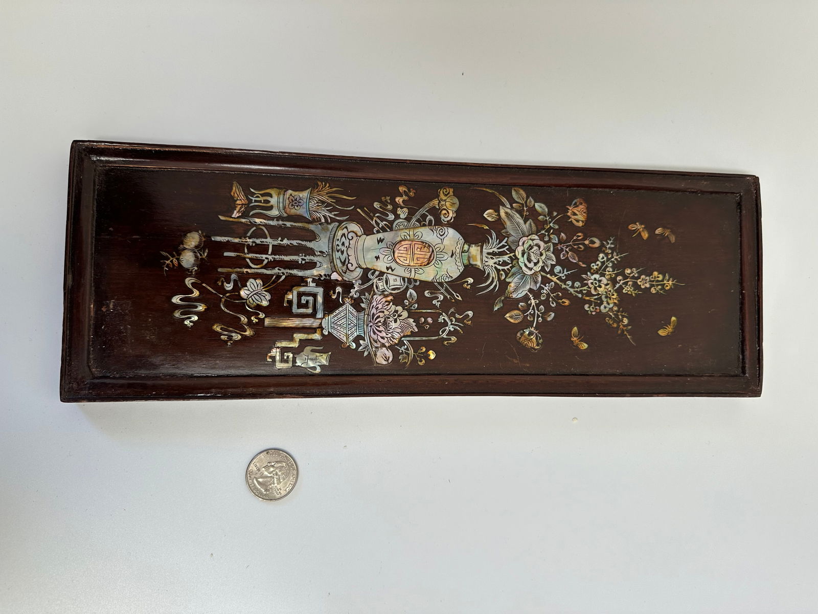 Chinese Antique Wooden Panel: Dimension: 13.5X4.6 inches/ 34.2X11.6 cm, please note Due to manual measurement, dimensions may vary. Condition: Good used condition, please note buyers are obligated to come to the site to inspect th