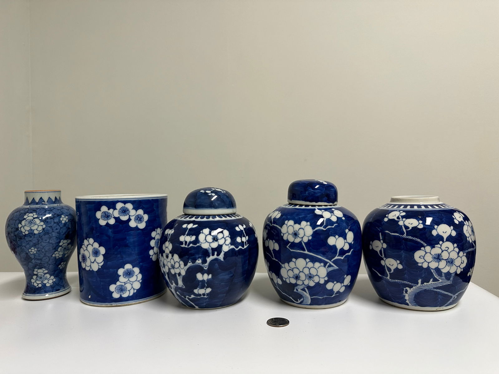 Set Of 5 PCS Blue And White Plum Blossom Porcelain Jars: Dimension: 5.2-6.1 inches/ 13.2-15.5 cm, please note Due to manual measurement, dimensions may vary. Condition: Good used condition, please note buyers are obligated to come to the site to inspect the