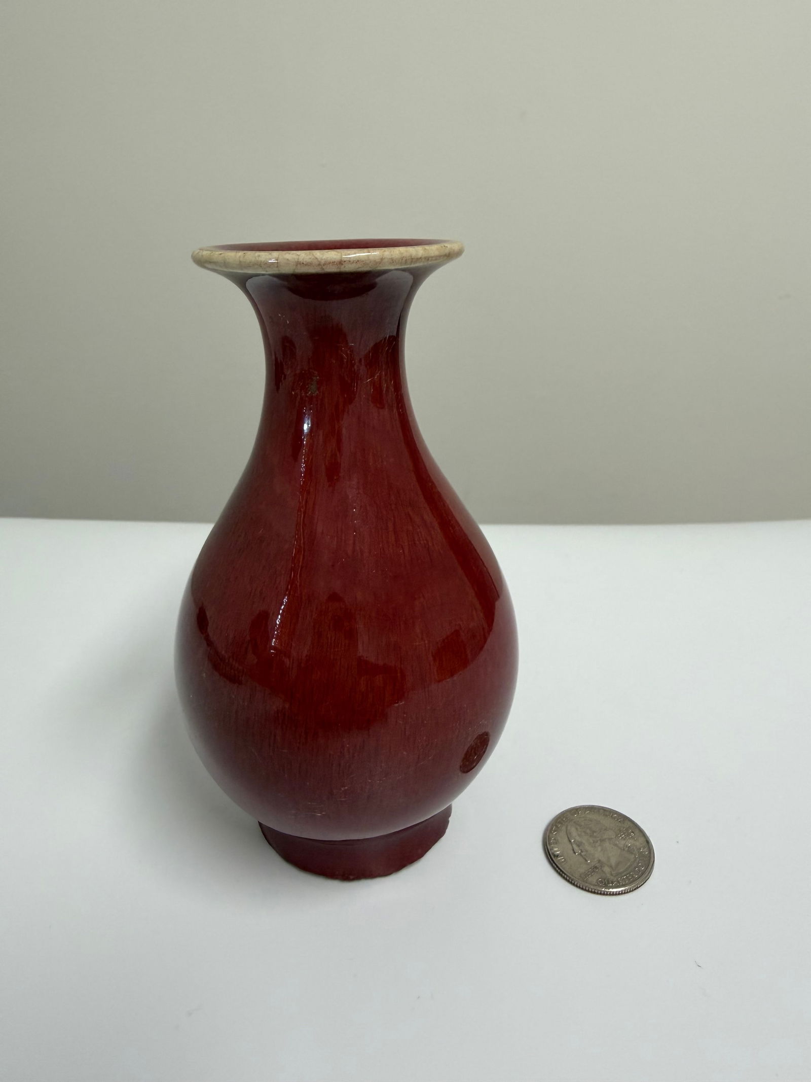 Chinese Red Glazed Oxblood Sang DE Porcelain China Vase: Dimension: 5 inches/ 12.6 cm, please note Due to manual measurement, dimensions may vary. Condition: Good used condition, please note buyers are obligated to come to the site to inspect the condition