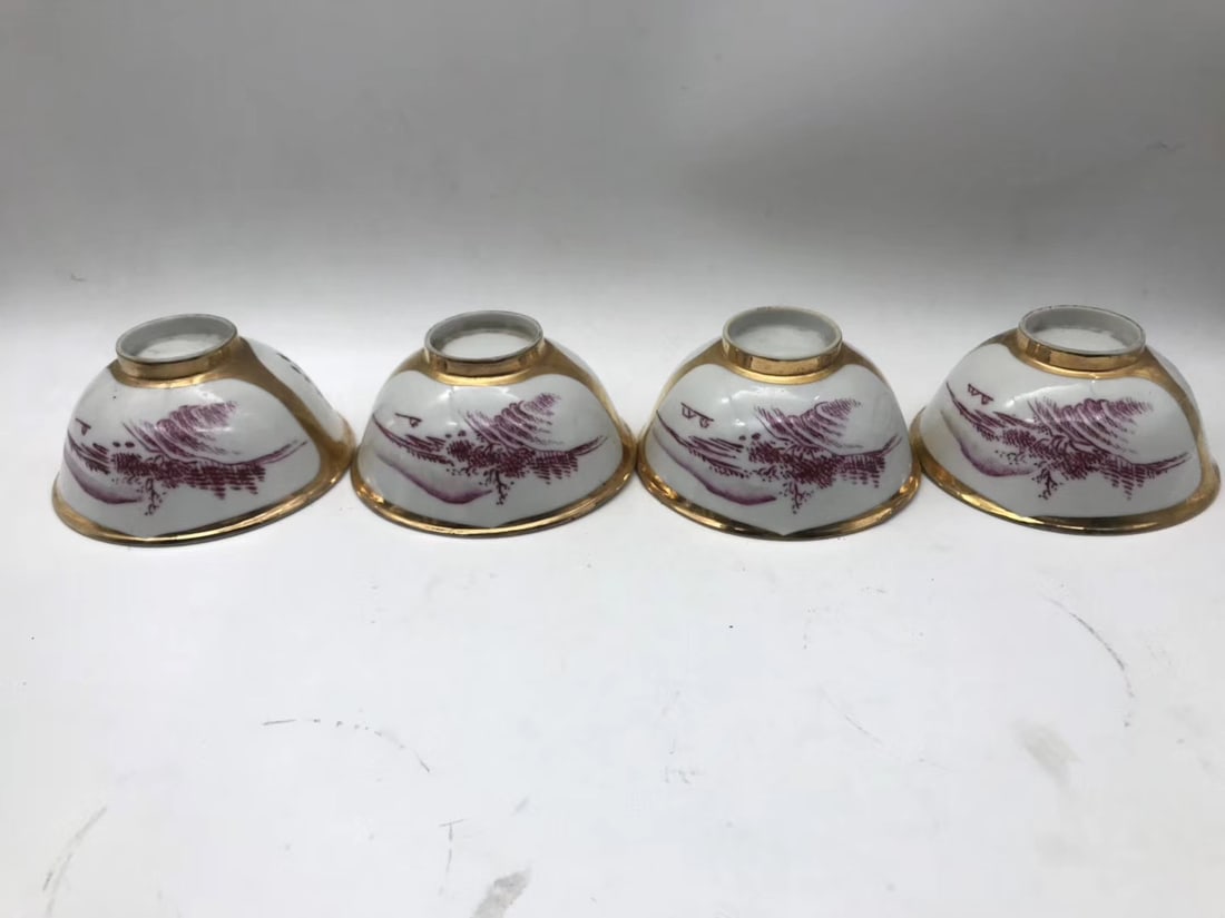 Set Of 4 Chinese Famille Rose Gild Porcelain Bowls: Dimension: 4.3 inches/ 11 cm, please note Due to manual measurement, dimensions may vary. Condition: Good used condition, please note buyers are obligated to come to the site to inspect the condition 