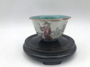 Chinese Famille Rose Porcelain Bowl