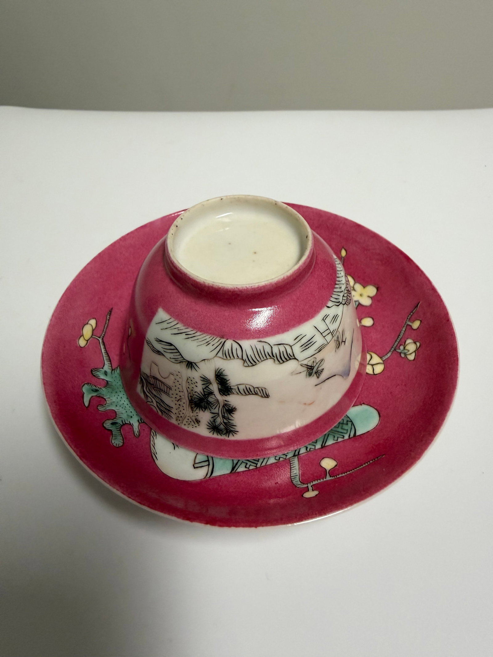 Chinese Famille Rose Porcelain Cup & Saucer: Dimension: 4.1/2.7 inches/ 10.5/6.7 cm, please note Due to manual measurement, dimensions may vary. Condition: Good used condition, please note buyers are obligated to come to the site to inspect the 