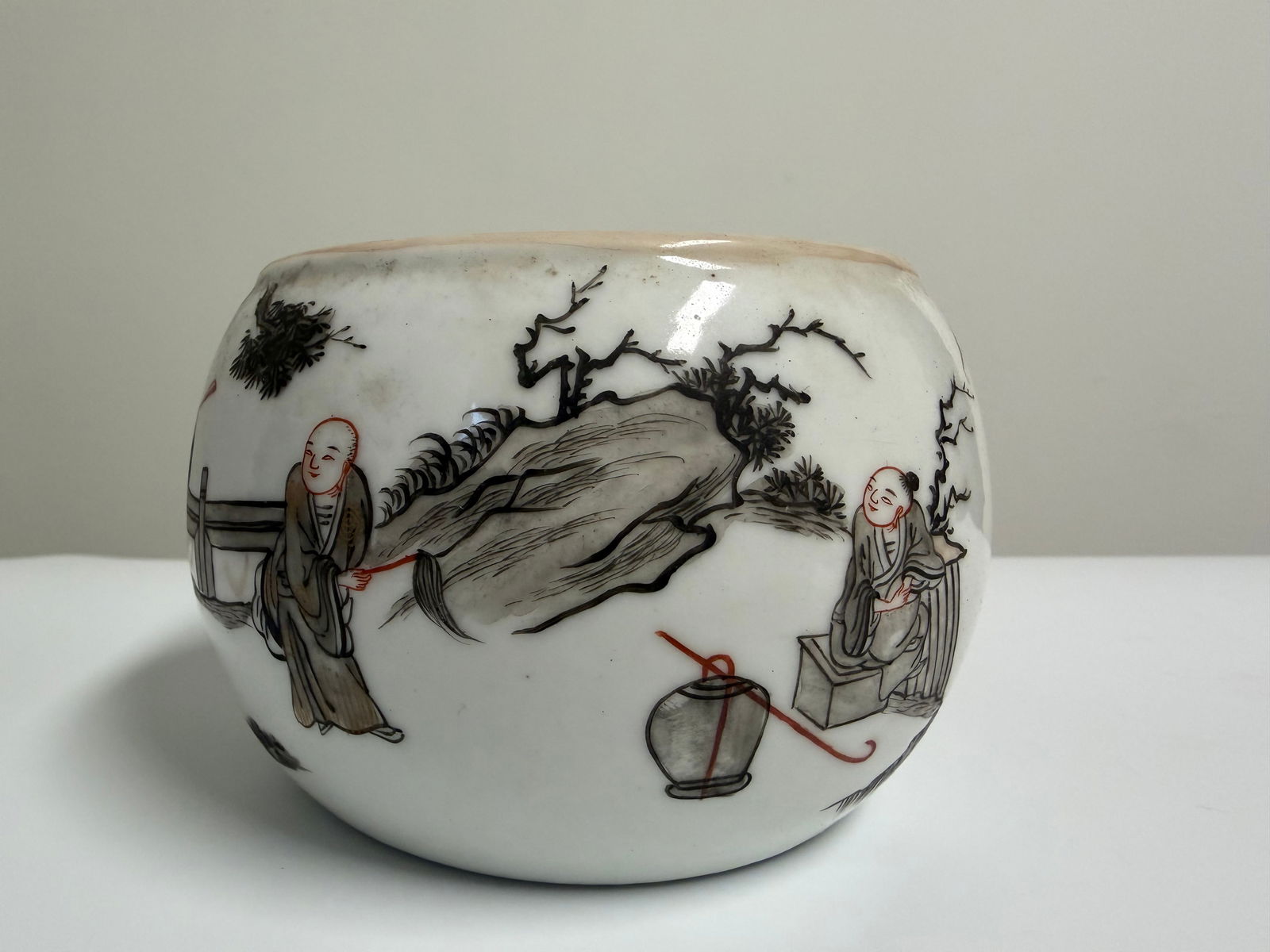 Chinese Famille Rose Porcelain Scene Water Pot: Dimension: Tall 3.3 inch/ 8 cm , please note Due to manual measurement, dimensions may vary. Condition: Good used condition, please note buyers are obligated to come to the site to inspect the