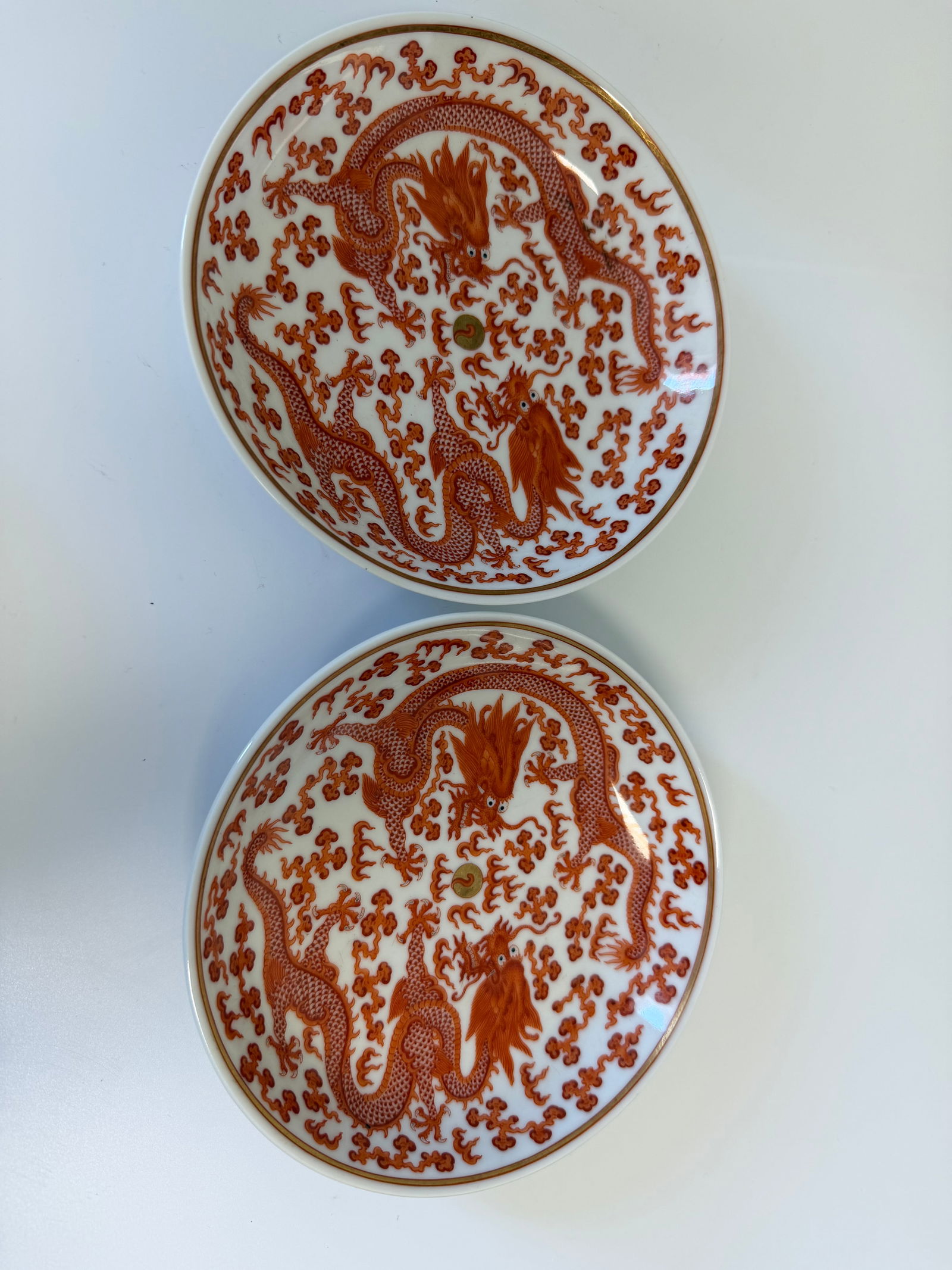 Pair of Chinese red dragons porcelain dragons plates: Dimension: 5.6 inch / 14.2 cm , please note Due to manual measurement, dimensions may vary. Condition: Good used condition, please note buyers are obligated to come to the site to inspect the